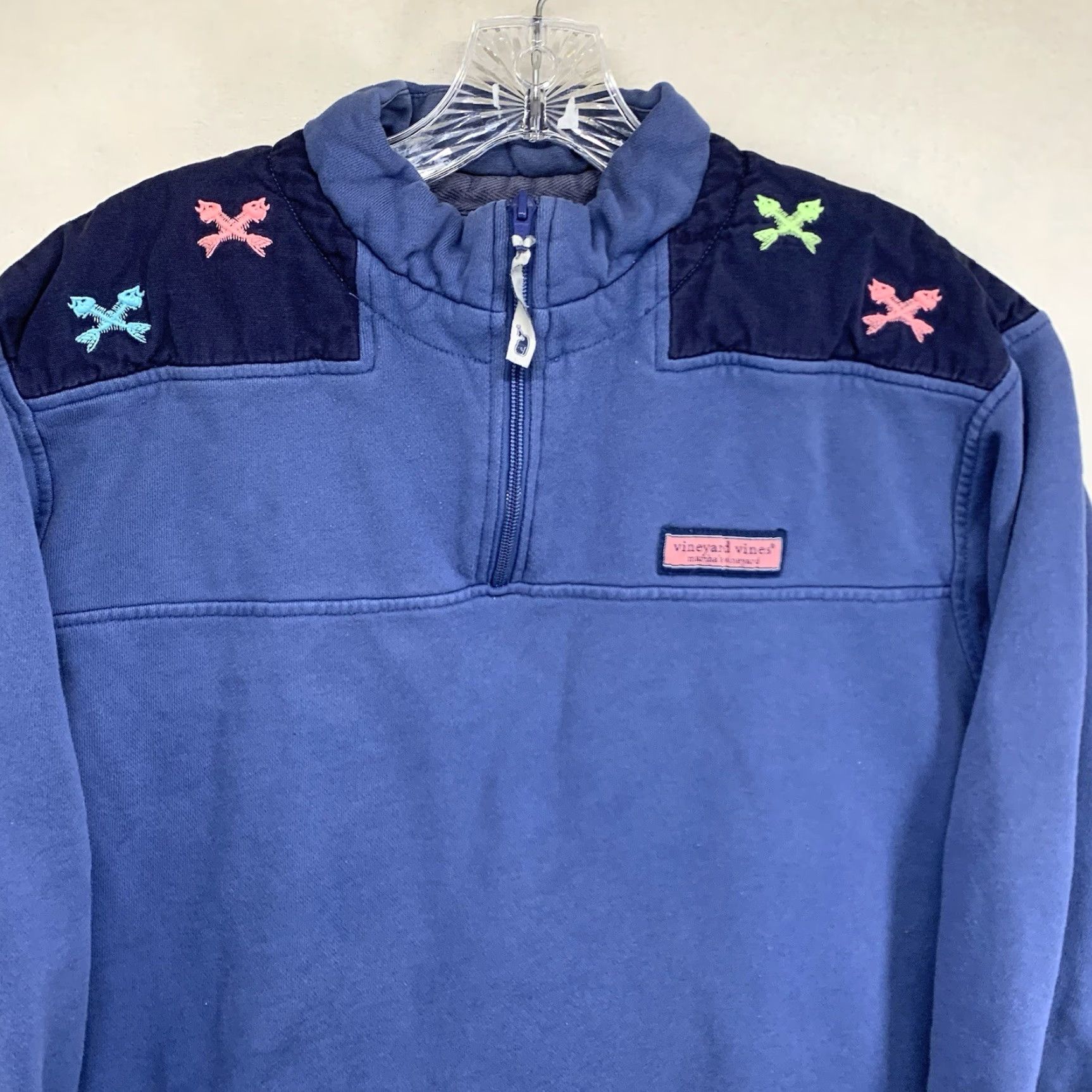 Vineyard Vines Vineyard Vines Women's 1/4 Zip Sweatshirt Jacket Medium Blue Embroidered Fish Bones Nautical Ocean Size M / US 6-8 / IT 42-44 - 2 Thumbnail