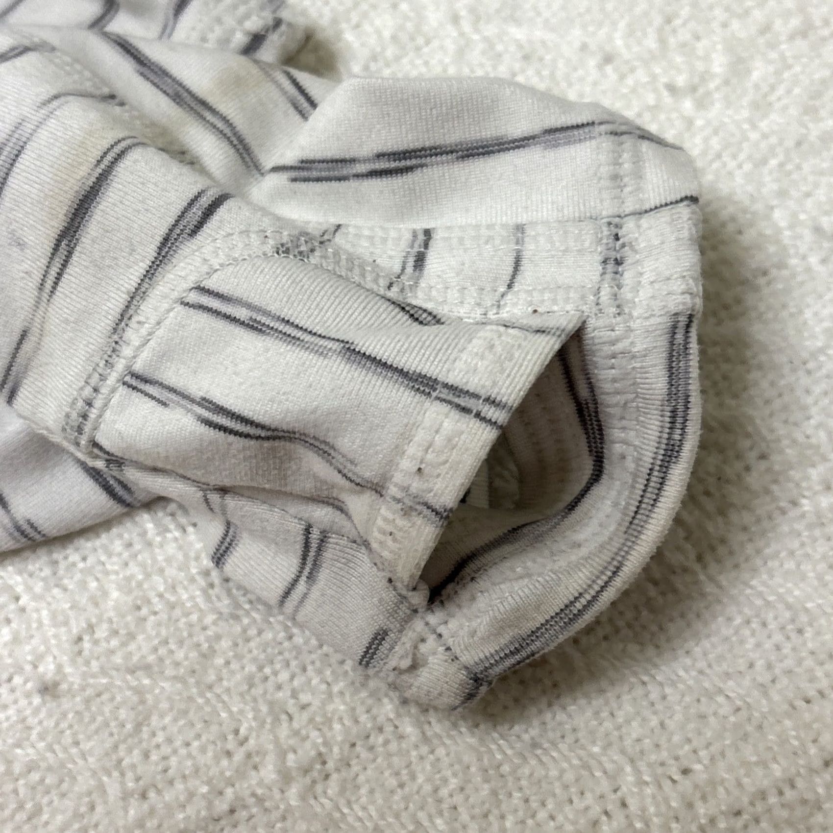 Athleta VINTAGE Athleta Striped Elite Half Zip Shirt Women S White Longsleeve Thumb Holes Yoga Run Activewear Pullover Slim Regular Weekend? Size S / US 4 / IT 40 - 5 Thumbnail