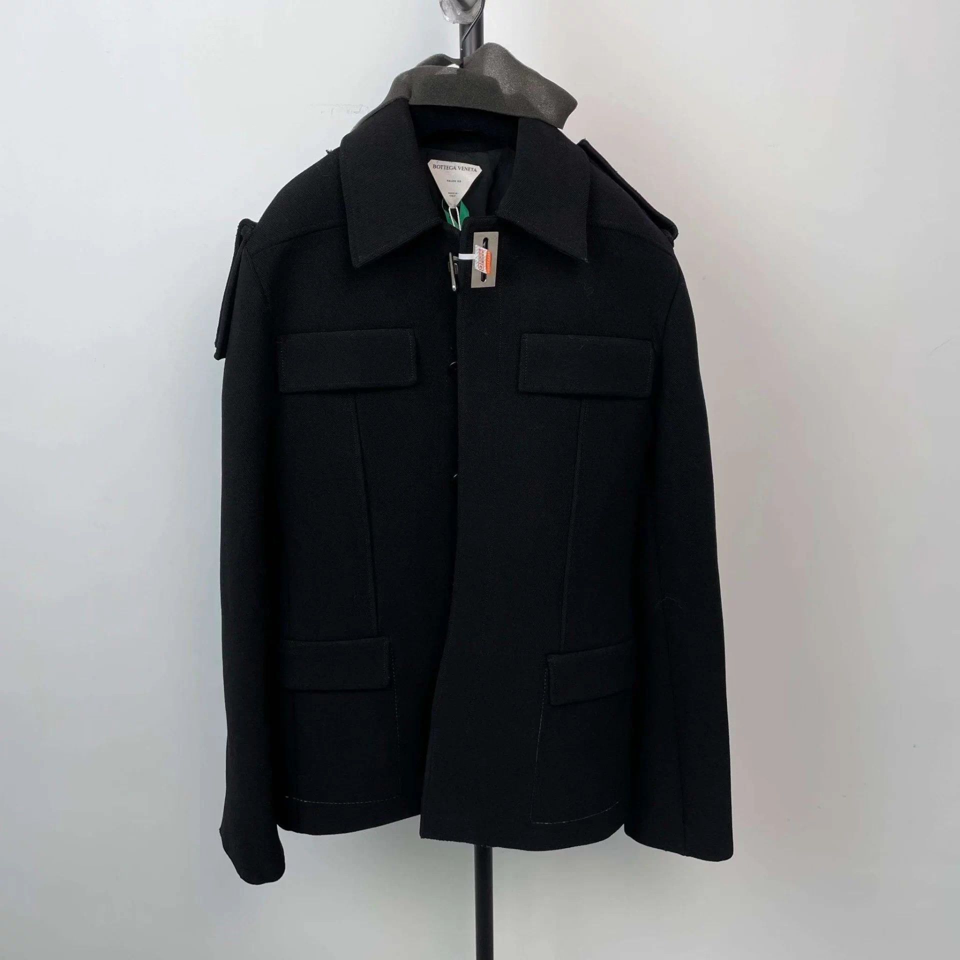 Bottega Veneta BV woven jacket 46 black 250703LDRXH01 Size US S / EU 44-46 / 1 - 1 Thumbnail