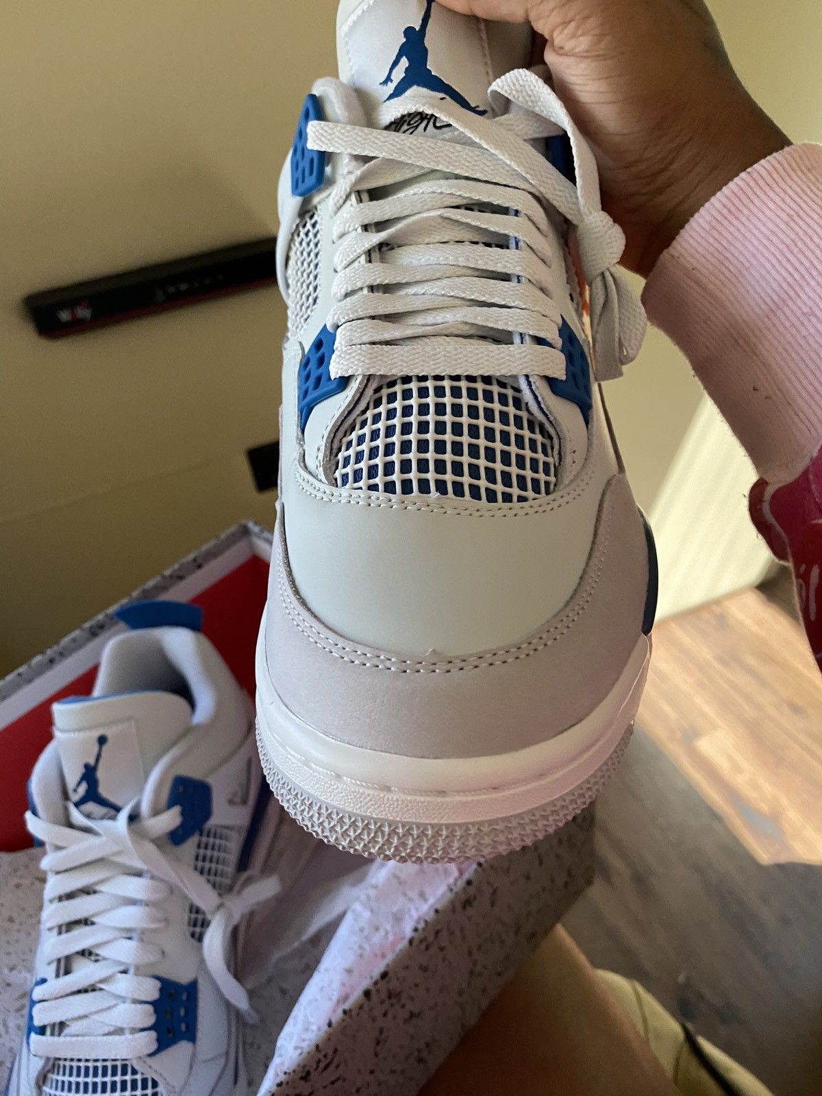 Jordan Brand Jordan 4 Military Blue(SIZE 10) Size US 10 / EU 43 - 2 Thumbnail