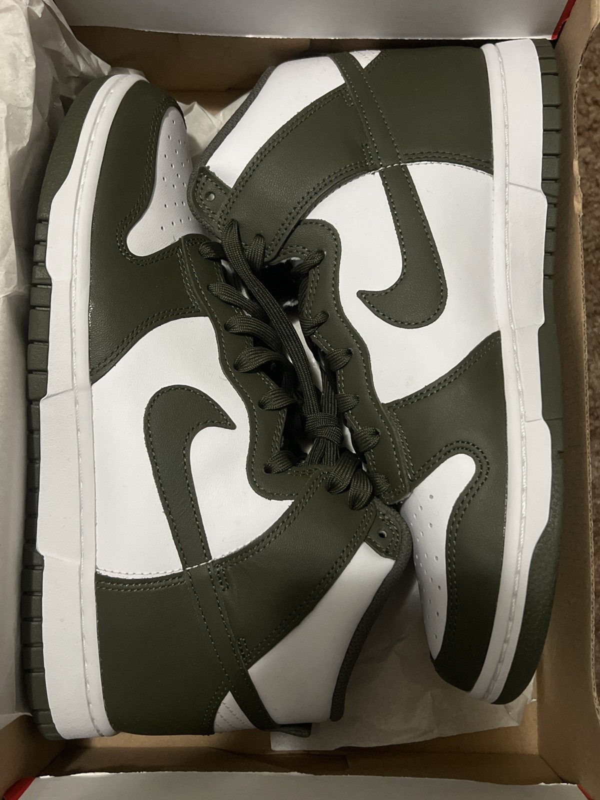 Nike Nike Dunk High Olive Size US 9.5 / EU 42-43 - 1 Thumbnail