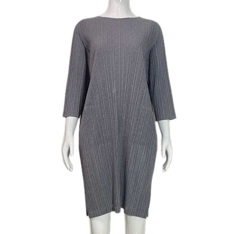 Issey Miyake Issey Miyake size:2 Grey pleated dress Size XS / US 0-2 / IT 36-38 - 1 Thumbnail