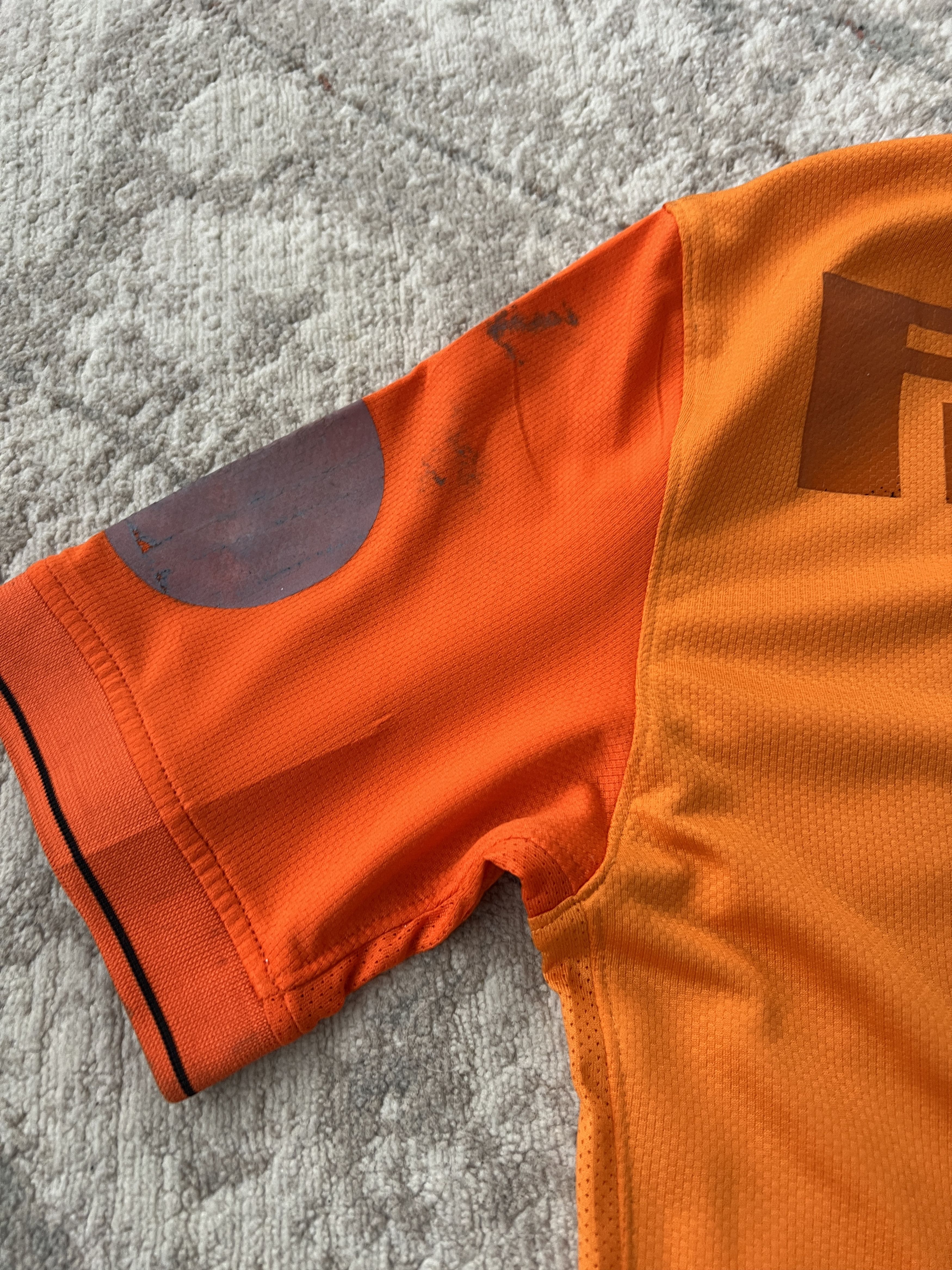 Nike Nike Team FC Basel Costanzo 1 Pirelli Vintage Jersey Size US S / EU 44-46 / 1 - 11 Thumbnail