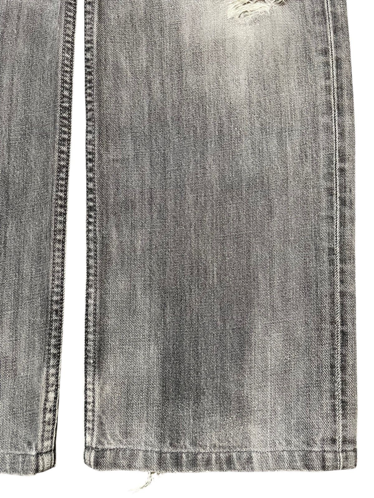 Levi's Vintage 90s Levis 502 Faded Wash Distress Style Loose Jeans Size US 36 / EU 52 - 8 Thumbnail