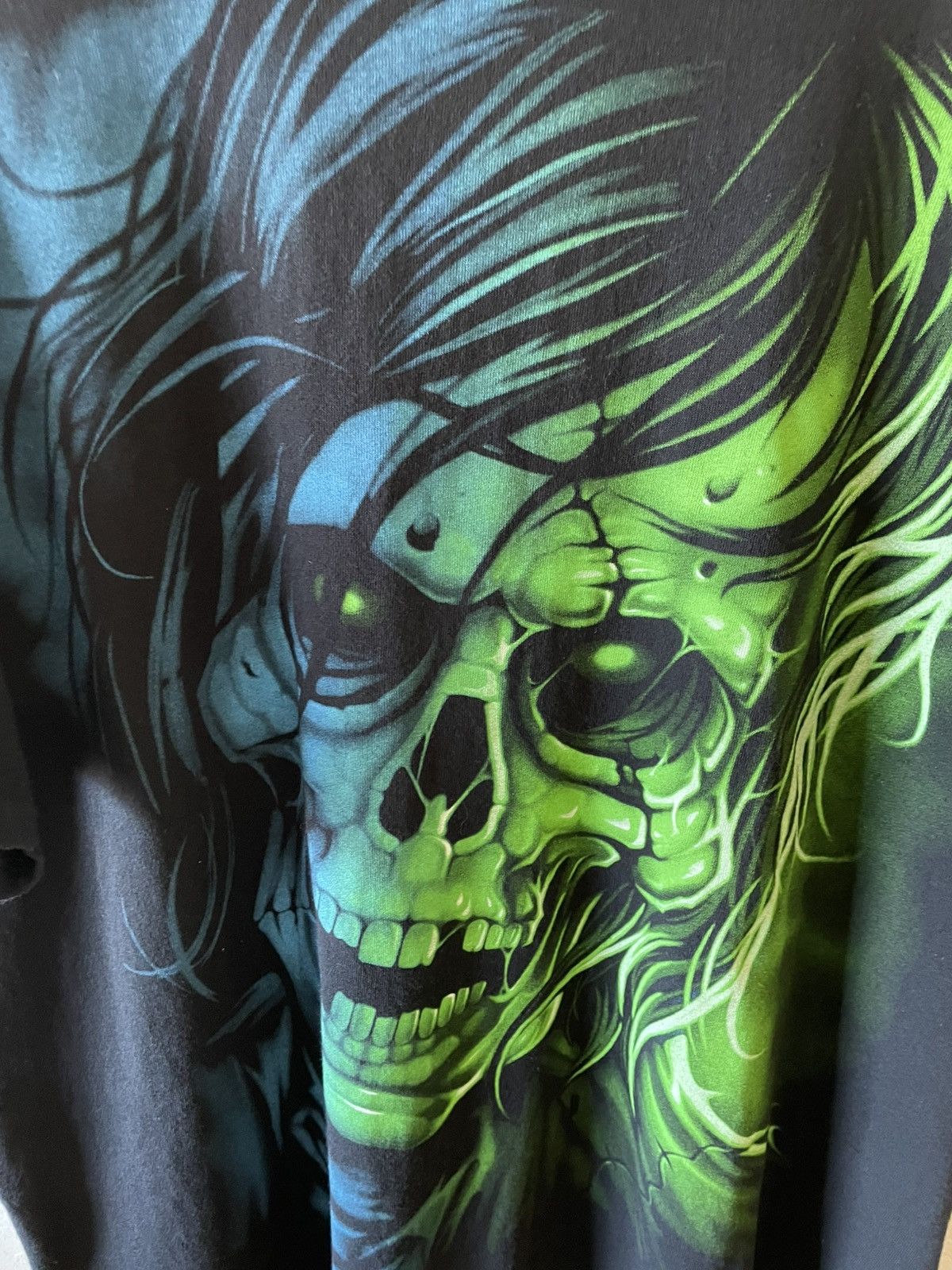 Liquid Blue Vintage 2000s Y2K Liquid Blue Zombie T-shirt Xl 24.5 X 31 Size US XL / EU 56 / 4 - 2 Thumbnail