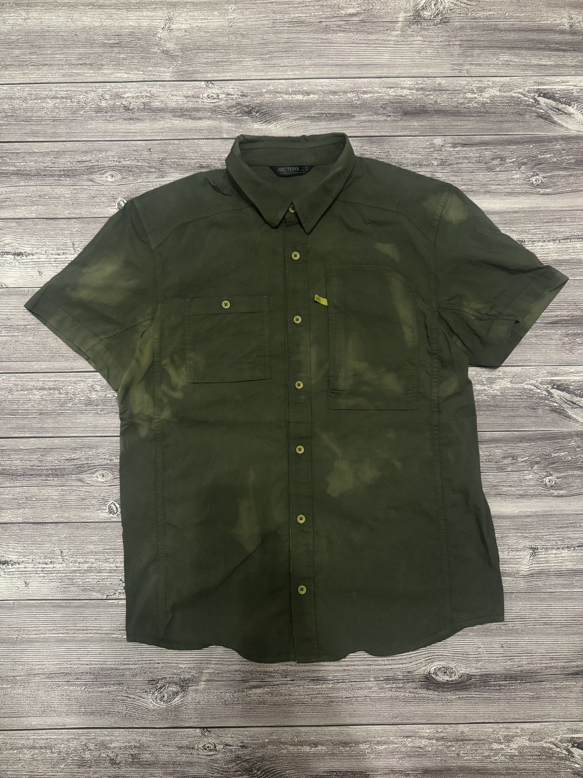 Arc'teryx Arc’teryx Button-Up Shirt – Custom Tie-Dye – One of One Size US M / EU 48-50 / 2 - 1 Thumbnail