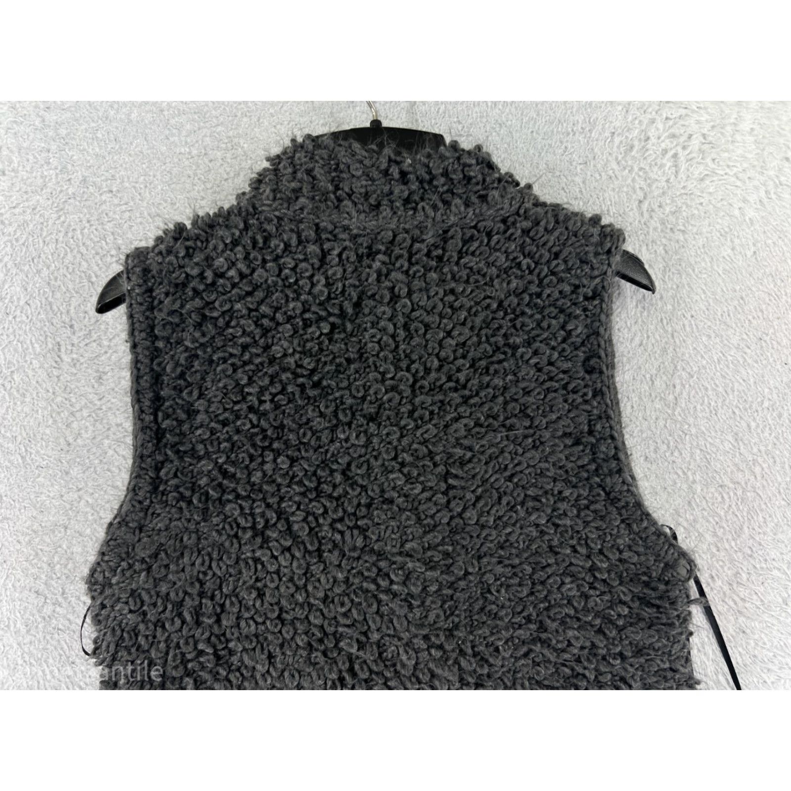 Sam Edelman Sam Edelman Vest Womens Small Gray Fluffy Acrylic Yarn Polyester Lined Size S / US 4 / IT 40 - 7 Thumbnail