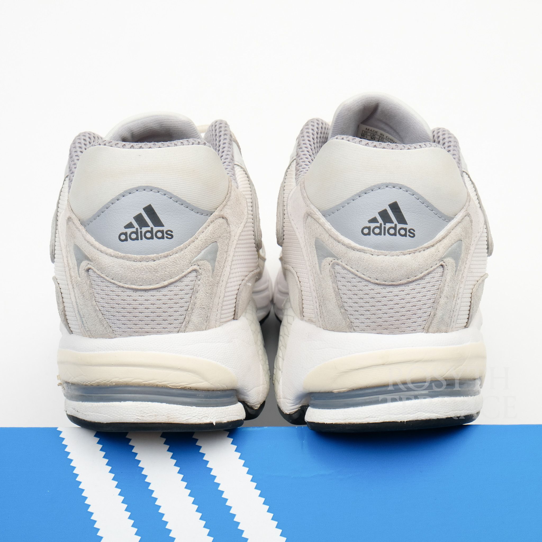 Adidas 【adidas / RESPONSE CL (WHITE) / US10.5】 Size US 10.5 / EU 43-44 - 3 Thumbnail