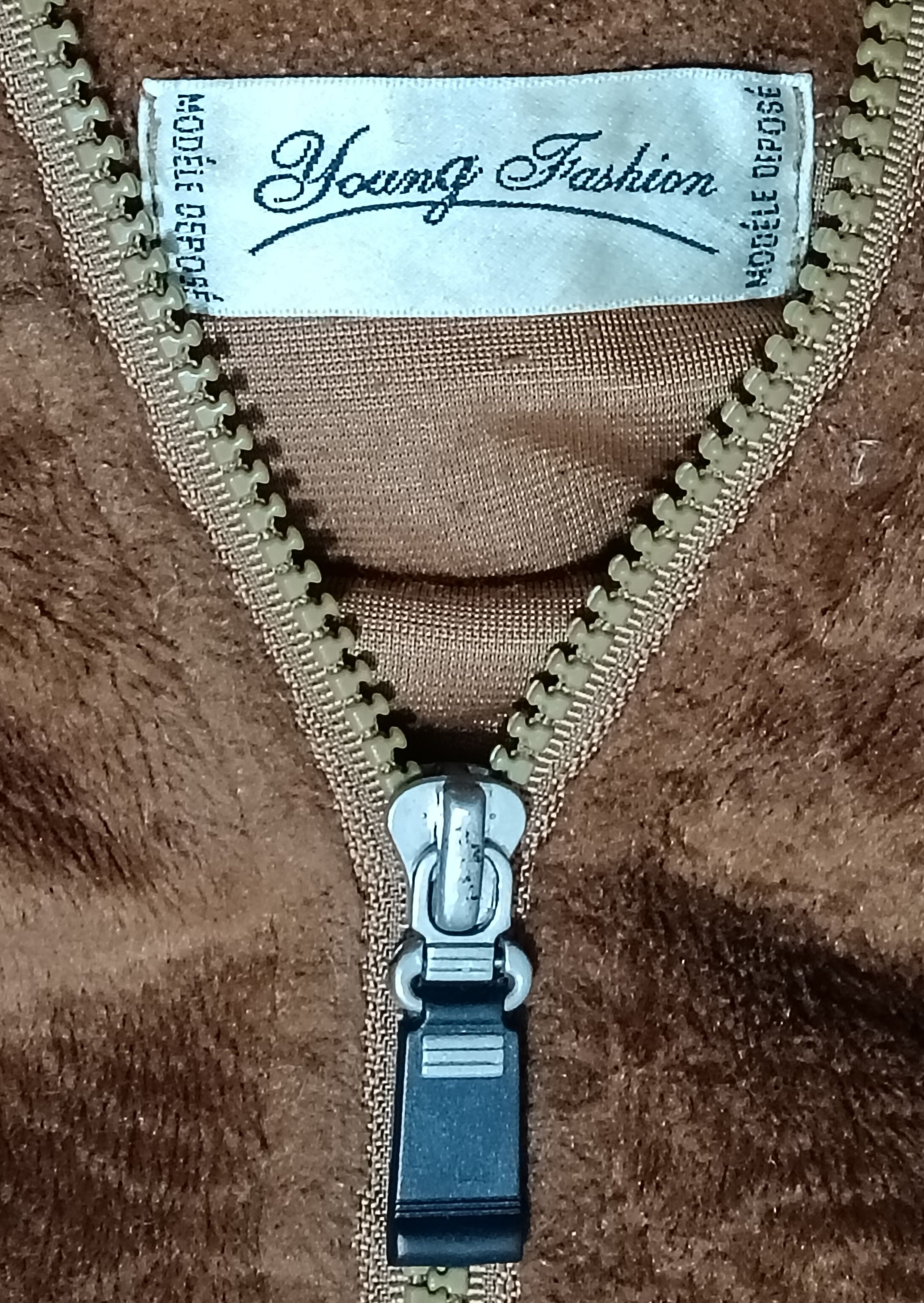 Japanese Brand × Vintage YOUNG FASHION LOONEY TOON EMBROIDERED LIGHT JACKET Size US L / EU 52-54 / 3 - 2 Thumbnail