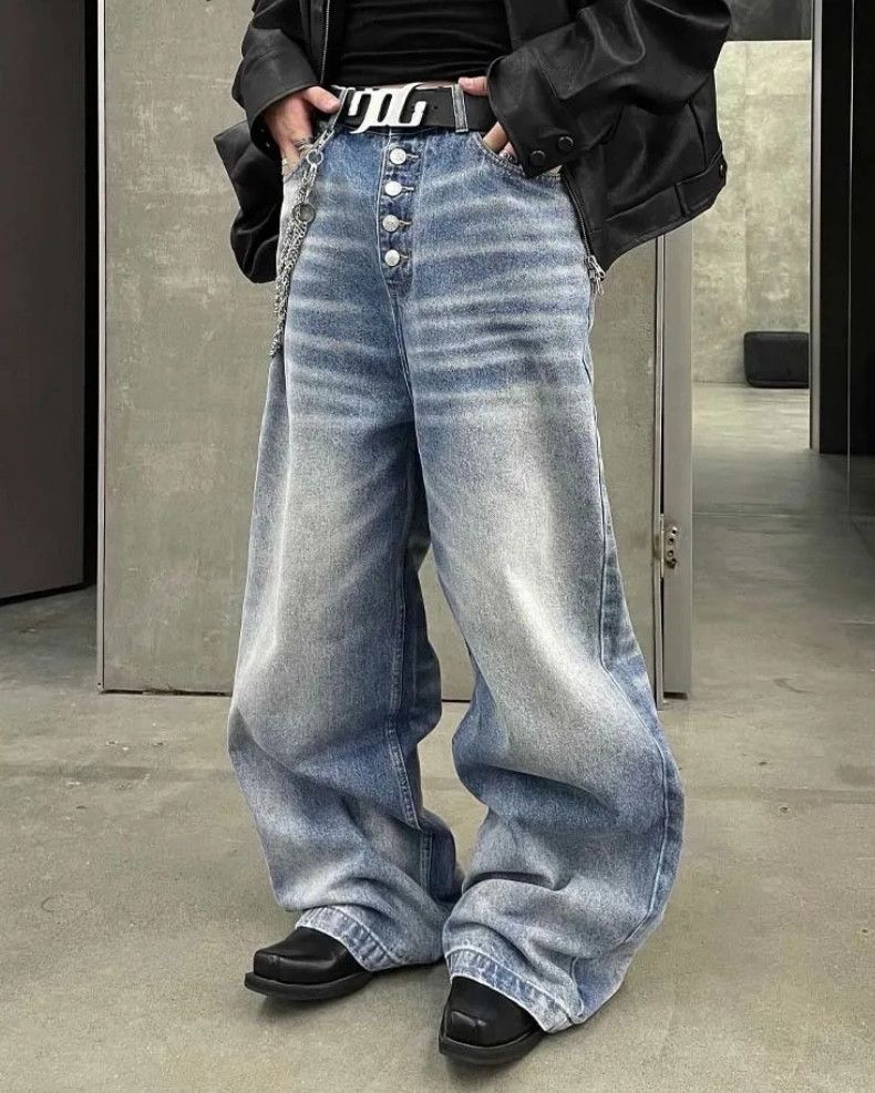 Washed Button Design Loose Straight Jeans Baggy Mopping