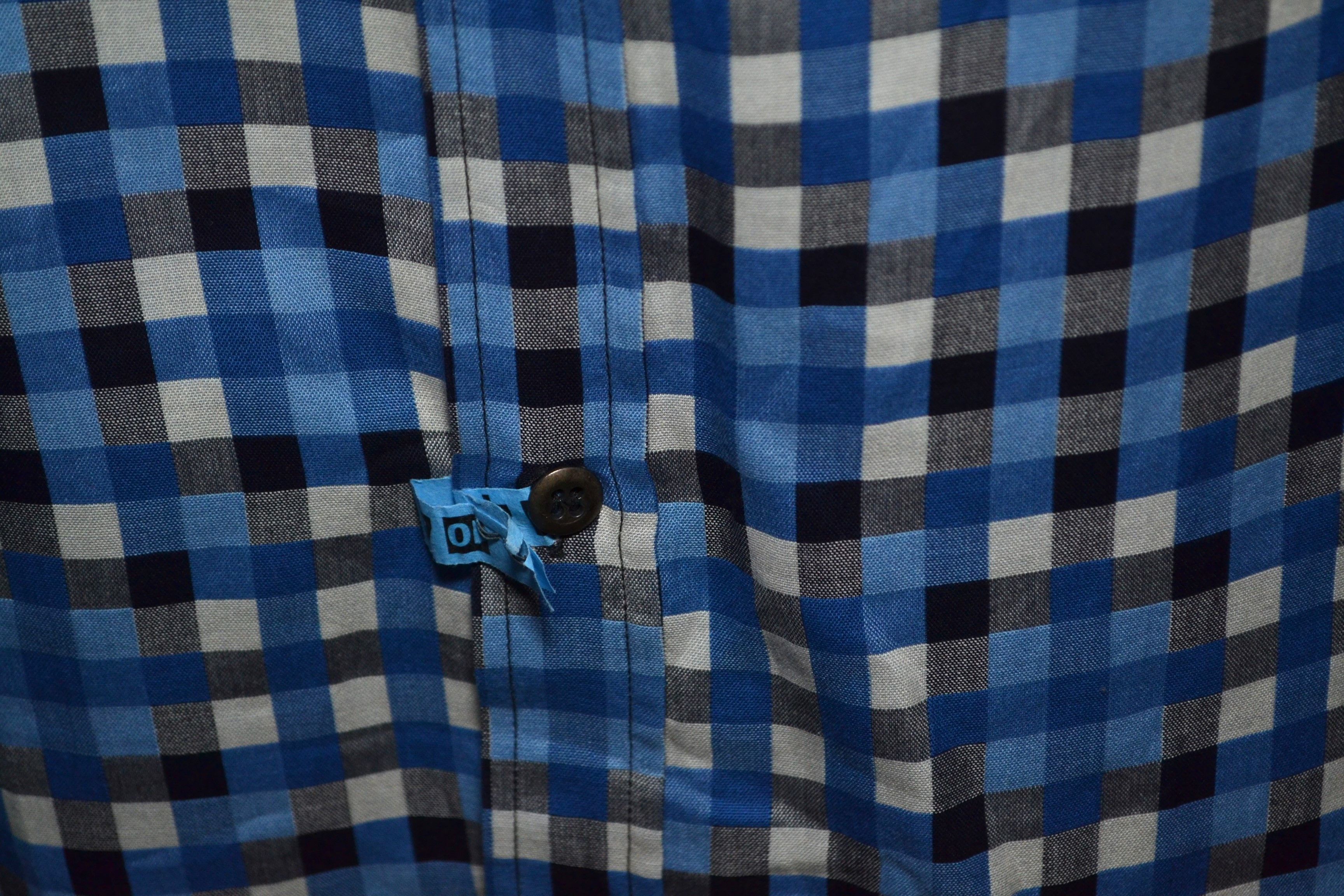 Alexander McQueen Alexander McQueen Optical Illusion Shirt 48 size Size US M / EU 48-50 / 2 - 6 Thumbnail