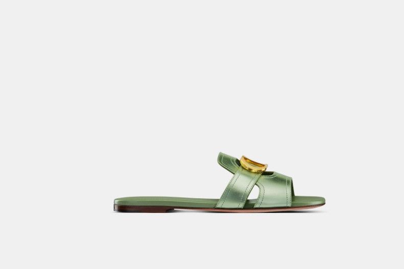 Dior o1w1db10425 KCQ266L 30 Montaigne Slides in Metallic Green Size US 7 / IT 37 - 1 Thumbnail