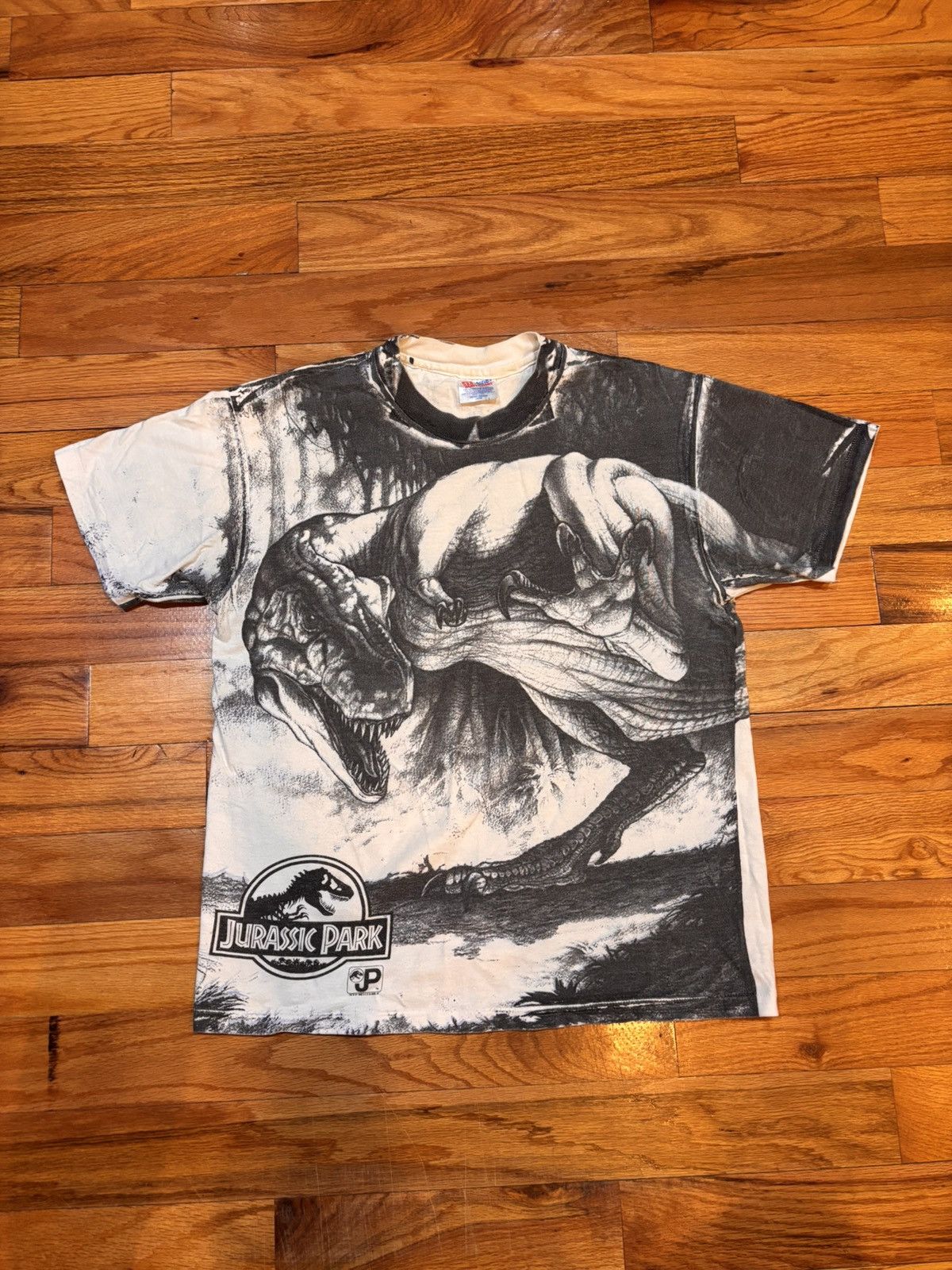 Vintage Vintage Jurassic Park T Shirt Size US L / EU 52-54 / 3 - 1 Thumbnail