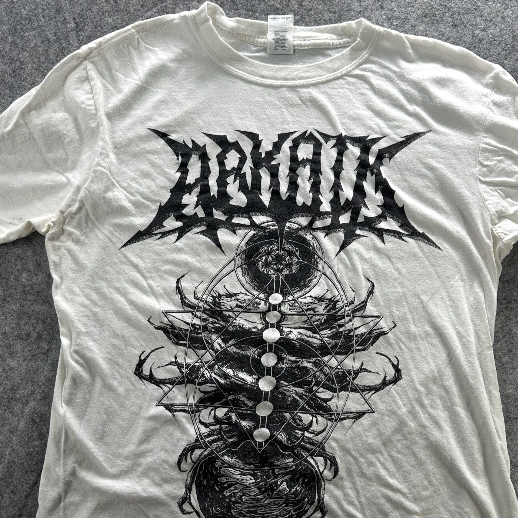 Gildan ARCHSPIRE Death Metal Band T-Shirt Mens Large White Graphic Gildan Jersey 2010s Metalcore Size US L / EU 52-54 / 3 - 2 Thumbnail