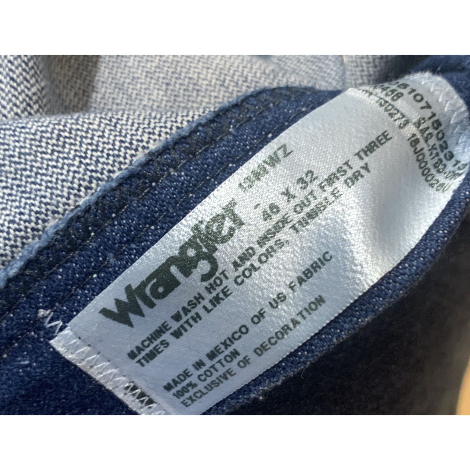 Wrangler WRANGLER REGULAR FIT MEN'S DENIM JEANS 46X32 BLUE Size US 30 / EU 46 - 6 Thumbnail
