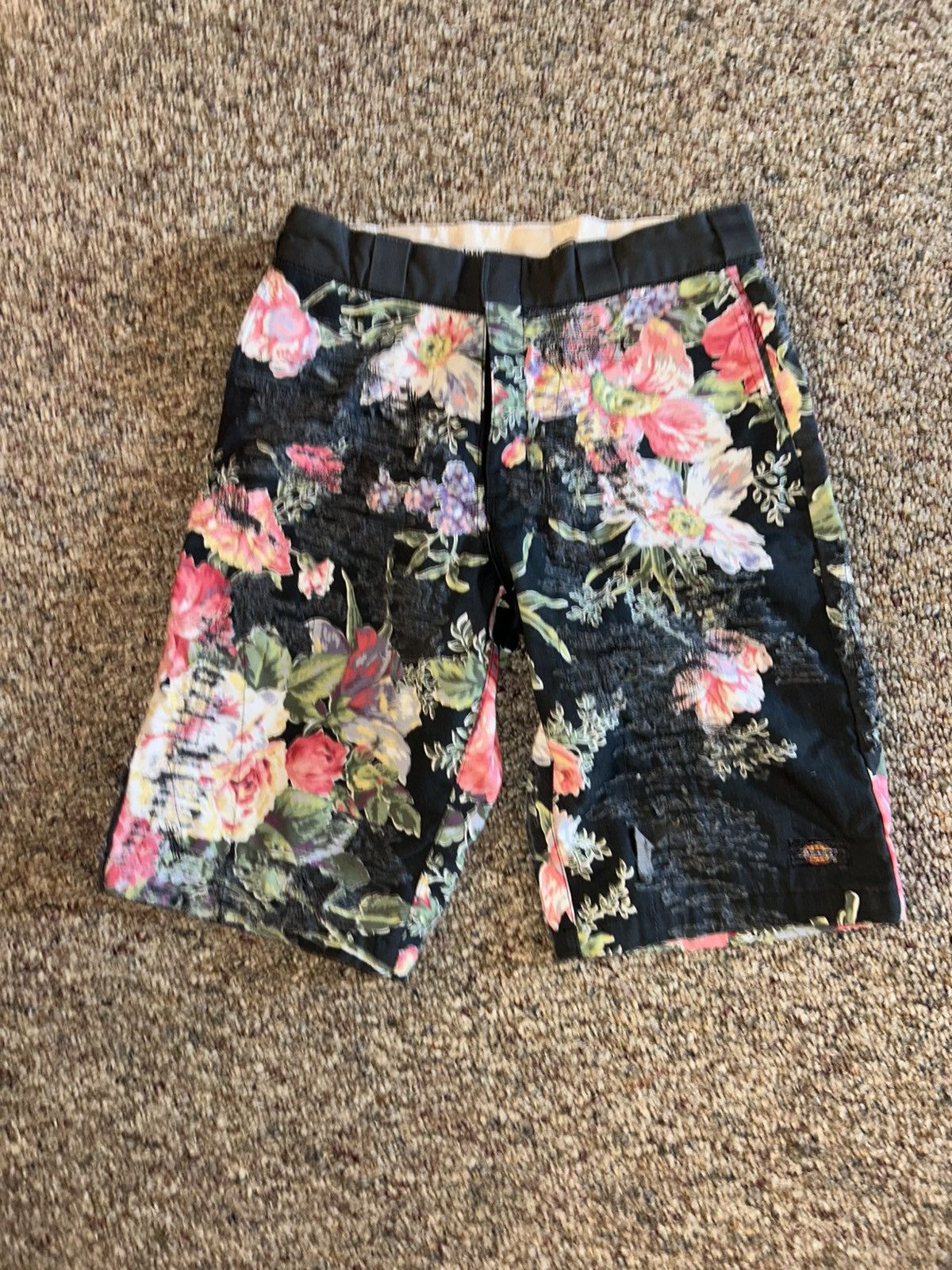 Other 1/1 Your World distressed repaired dickies work shorts Size US 32 / EU 48 - 1 Thumbnail
