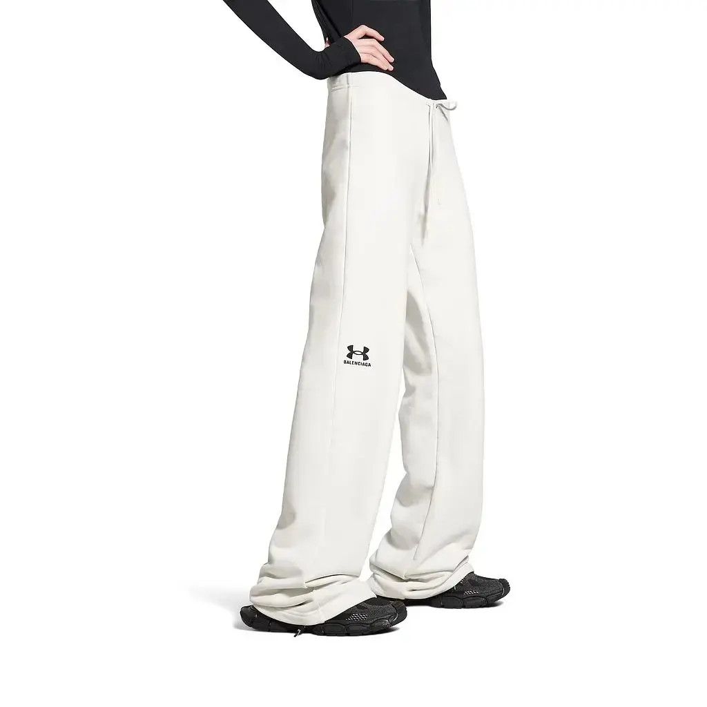 Balenciaga × Under Armour o1bcso1str0425 Under Armour® Flared Sweatpants in White Size 30" / US 8 / IT 44 - 3 Thumbnail