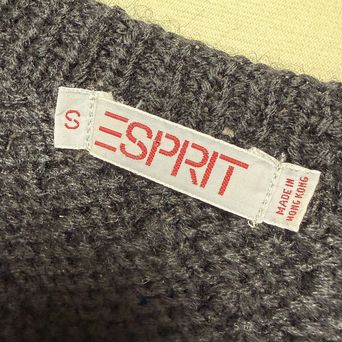 Esprit Vintage ESPRIT Wool Knit Sweater Vest – Black (S) Size US S / EU 44-46 / 1 - 5 Thumbnail