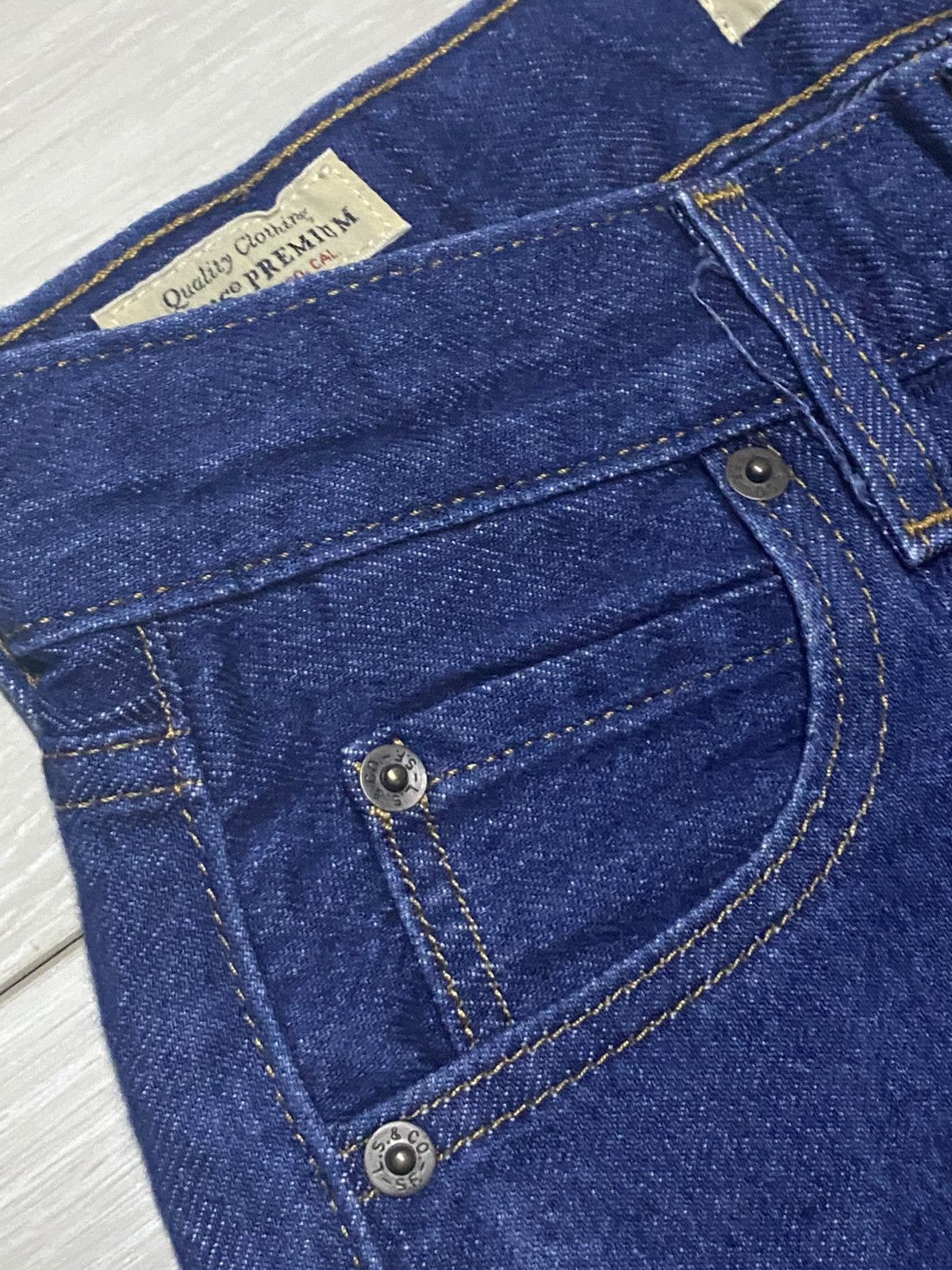 Levi's Woman Levis Baggy Dad Wide Leg Baggy Jeans Size US 26 / EU 42 - 10 Thumbnail