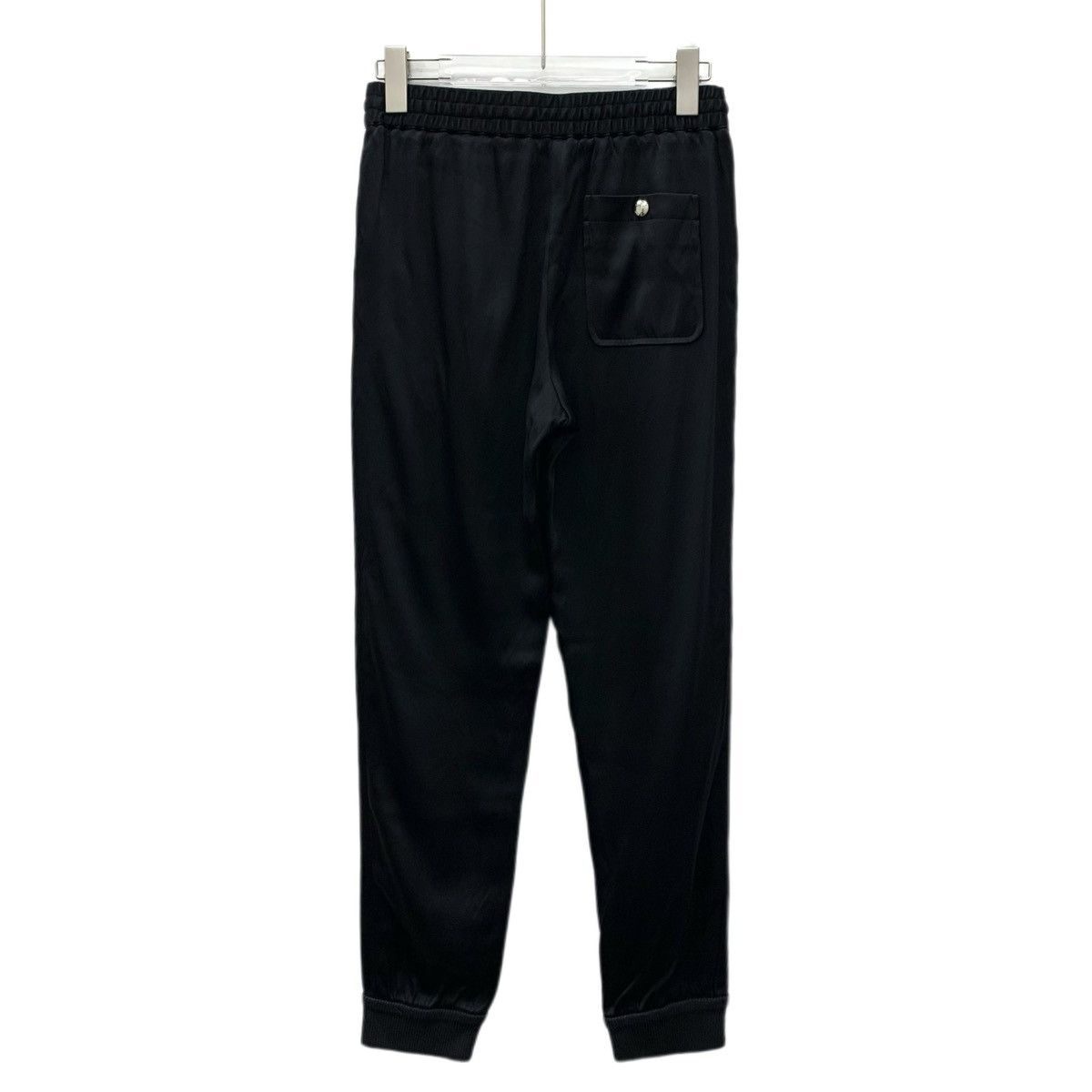Louis Vuitton Louis Vuitton Black Logo Emblem Cuffed Sweatpants K26WX Size 24" / US 00 / IT 34 - 2 Thumbnail