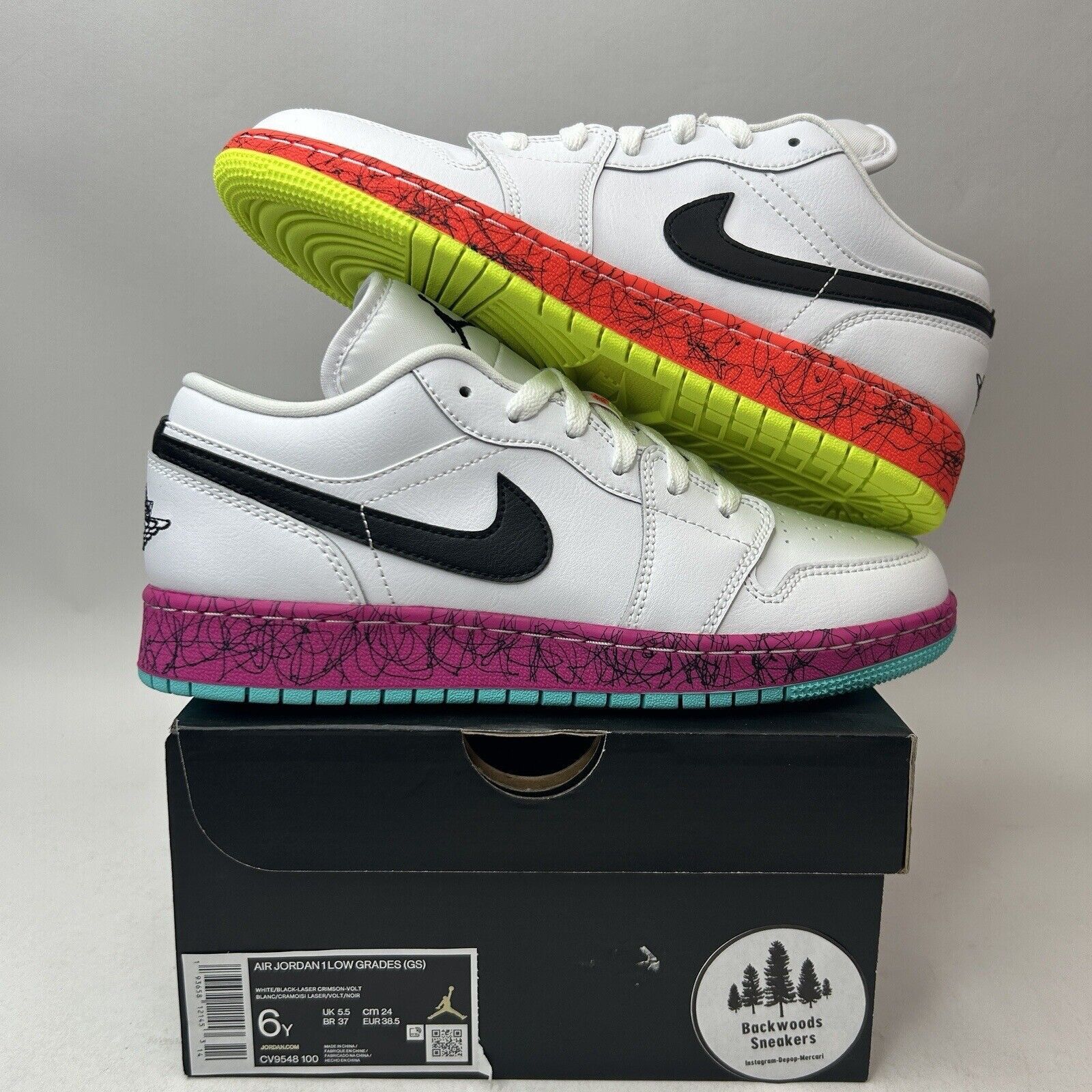 Nike Air Jordan Retro Low GS Grades “White Volt Crimson”