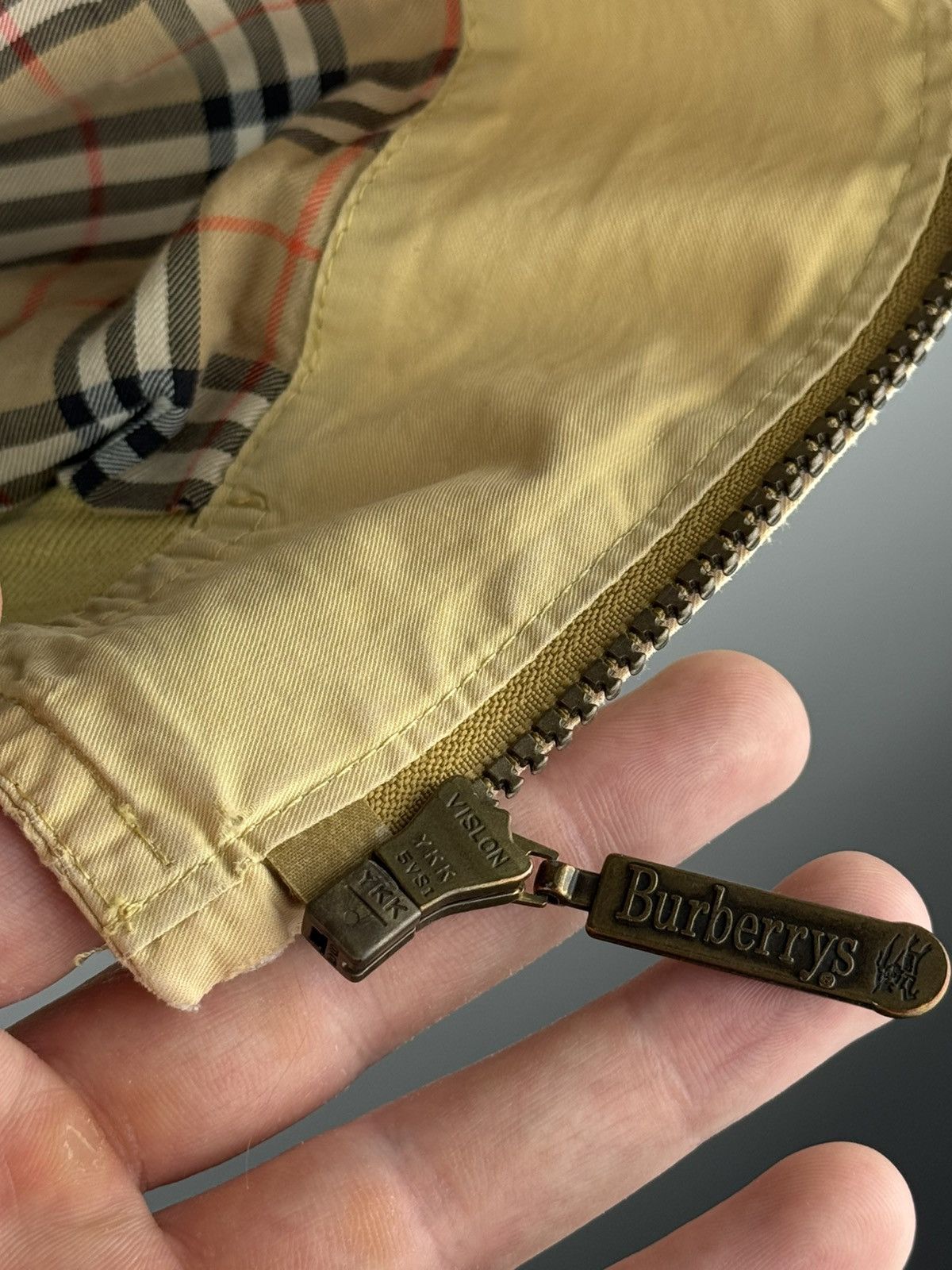 Burberry Vintage 80-90s Burberry Nova Check Bomber Jacket Beige Size US S / EU 44-46 / 1 - 8 Thumbnail