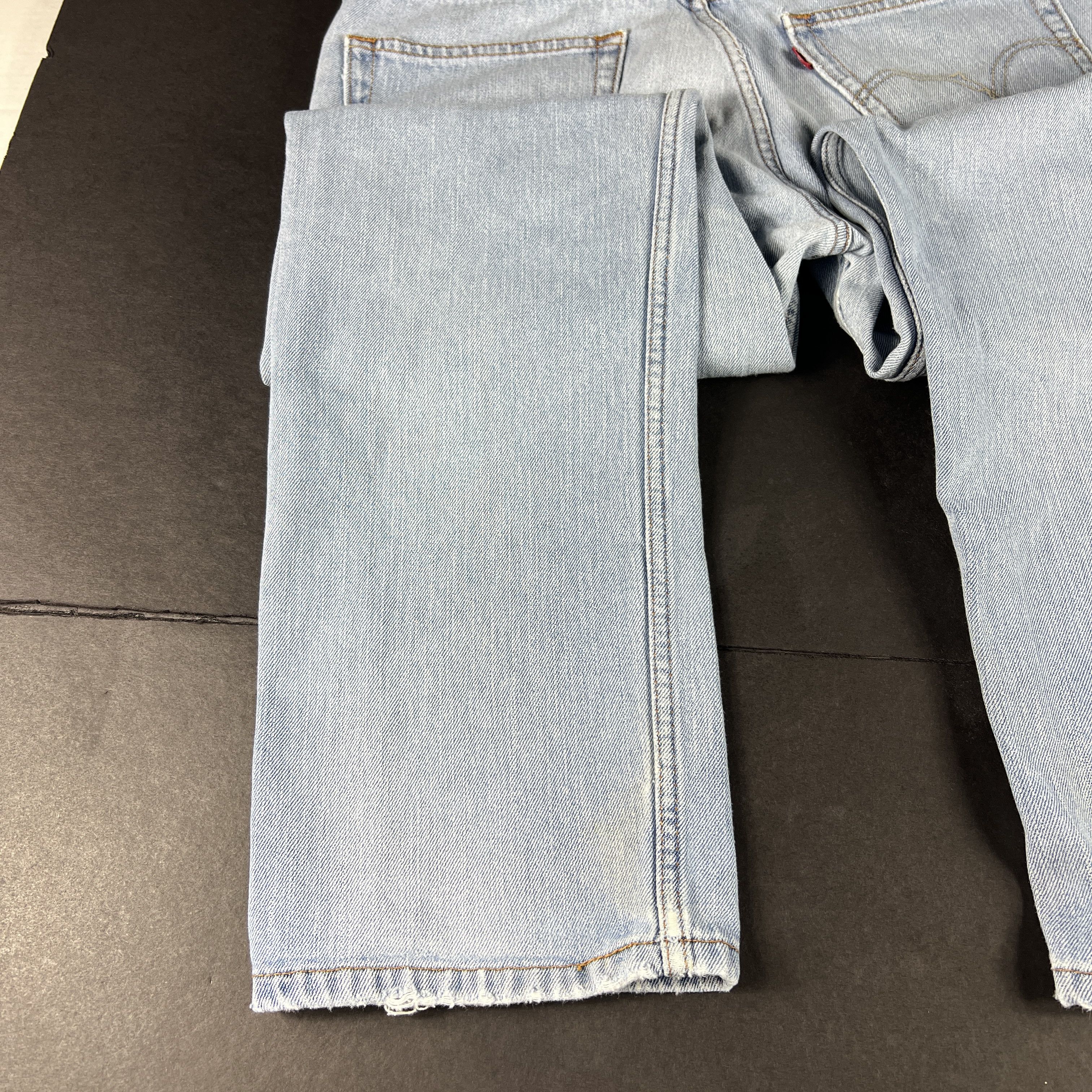 Levi's Y2K Levi's Jean 505 Straight Blue Distressed Denim Size US 33 - 17 Thumbnail