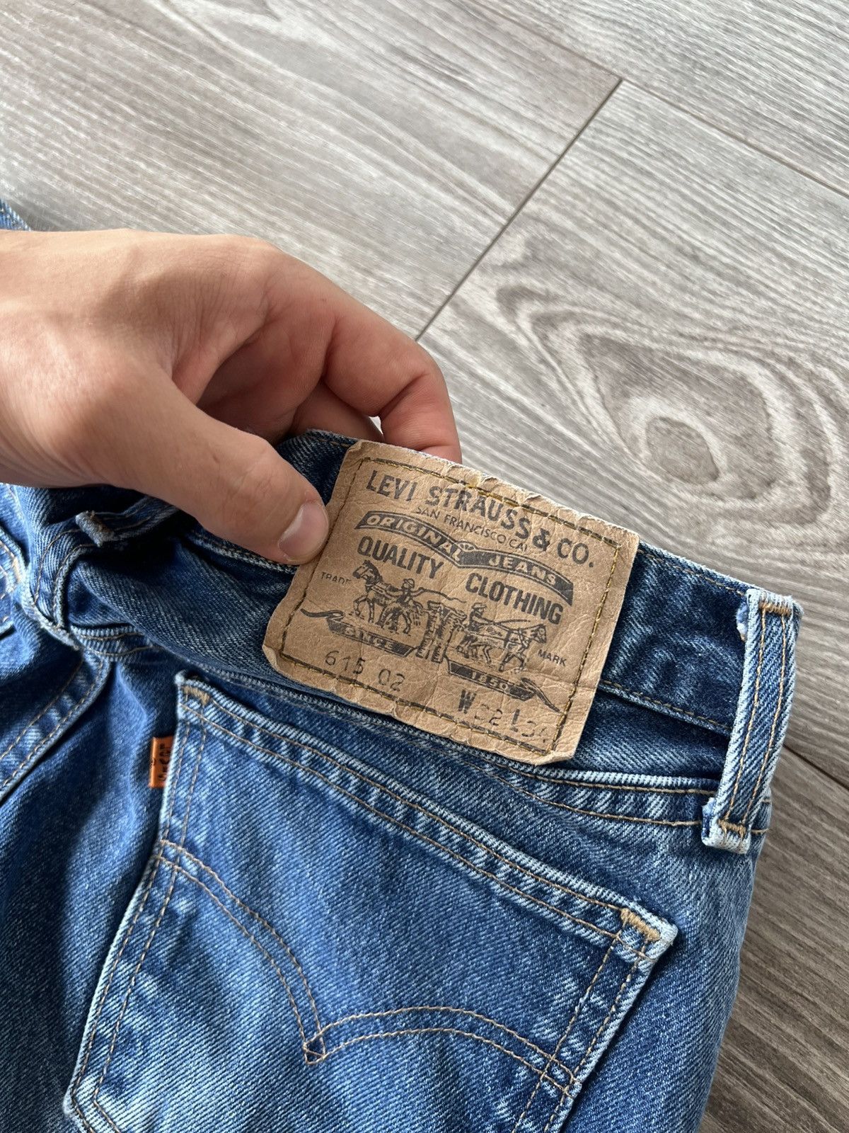 Levi's Vintage Levis Orange Tab Made in USA 90s Blue Denim Jeans Size US 32 / EU 48 - 9 Thumbnail