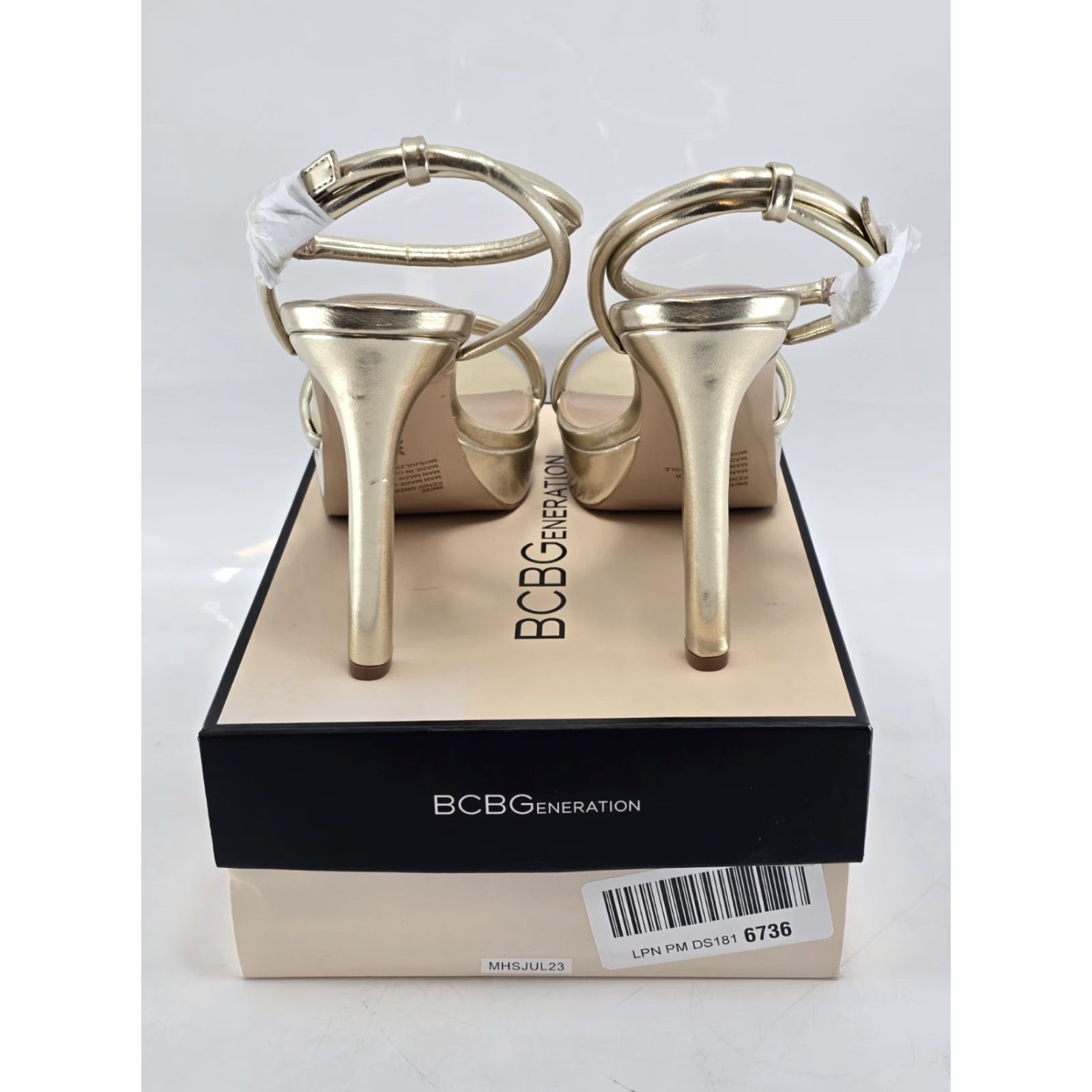 BCBGeneration BCBGeneration Kendi Platform Sandal - Size 9 M - Color Platino - New In Box Size US 9 / IT 39 - 6 Thumbnail