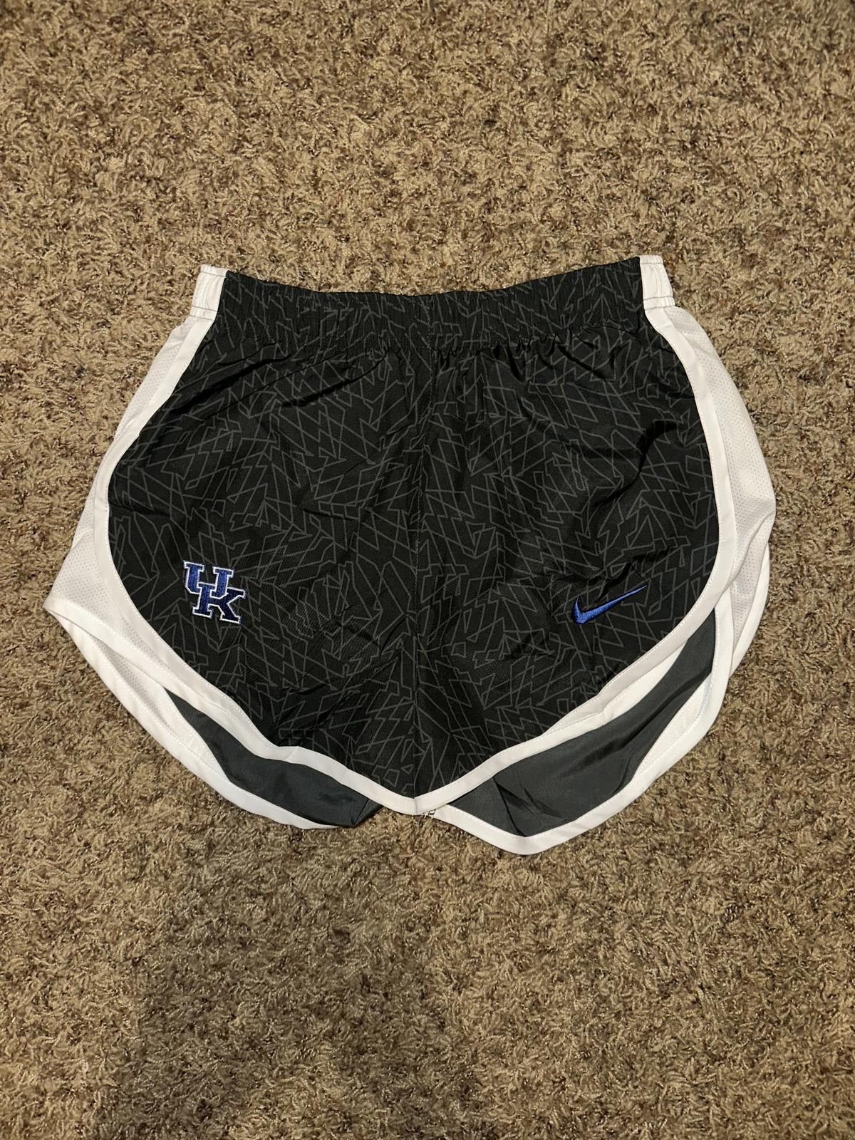 Nike Nike Kentucky Wildcats Tempo 3" Running Soccer Shorts Size 26" / US 2 / IT 38 - 1 Thumbnail