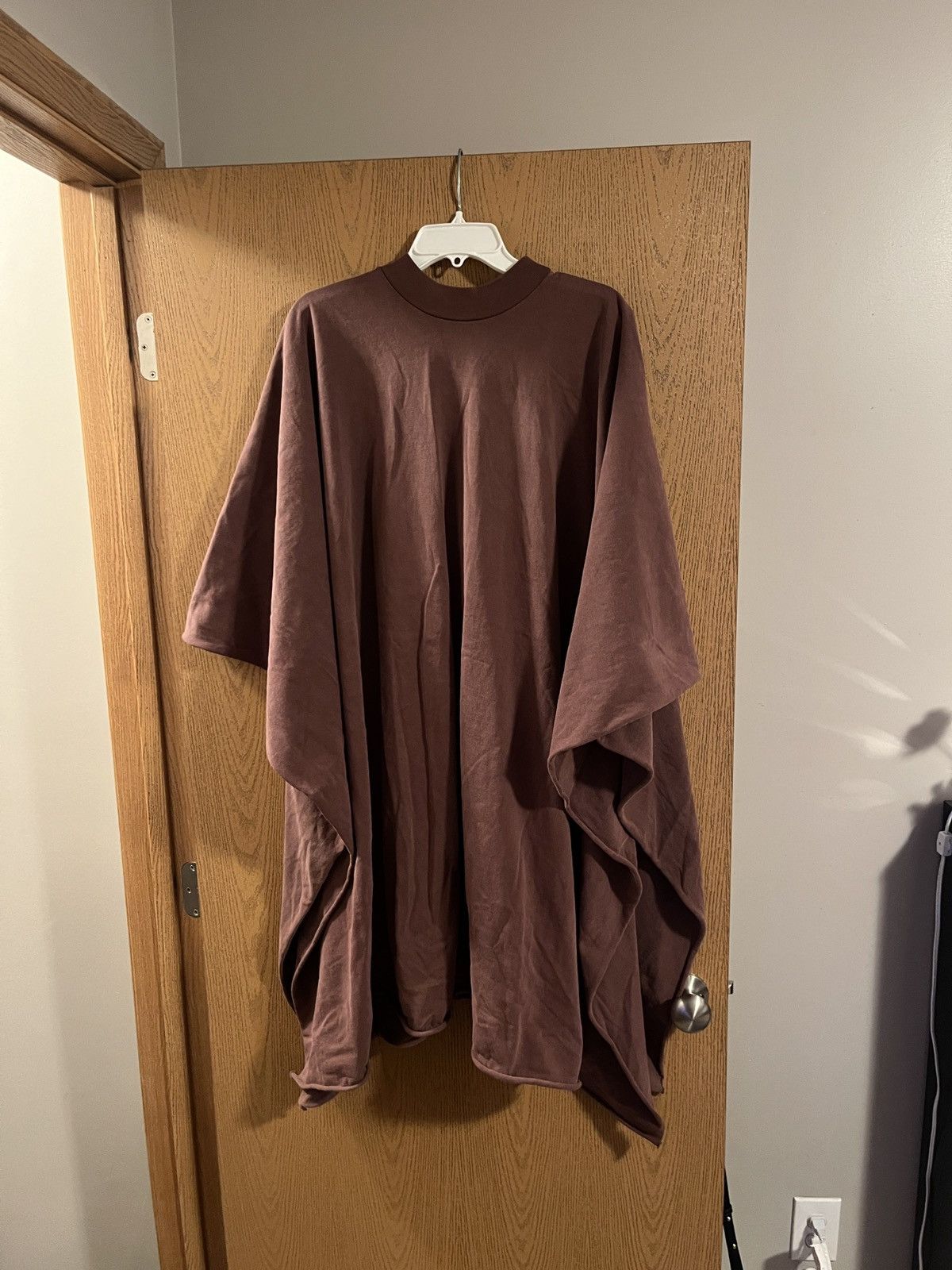 Kanye West Unreleased Kanye West Sunday Service Brown Poncho Yeezy 