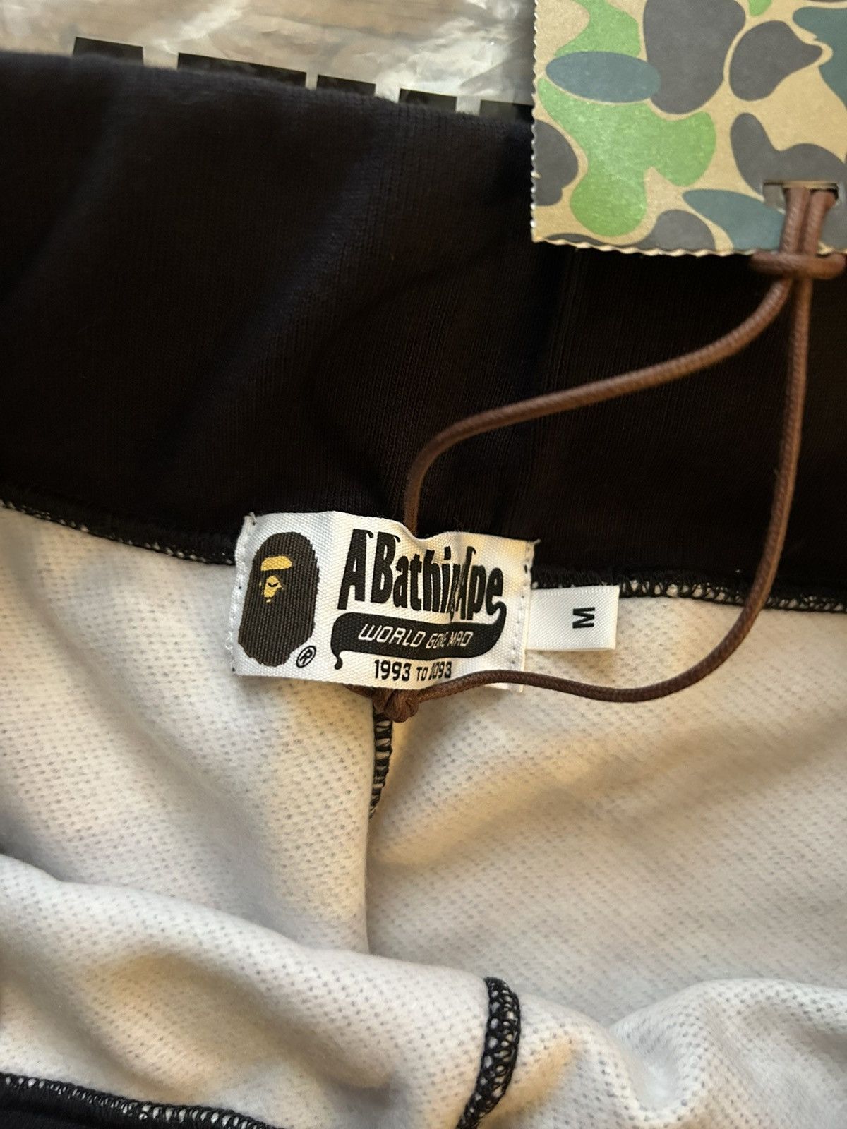 Bape Bape x Razer Collab Side Shark Sweat Shorts Size US 30 / EU 46 - 9 Thumbnail
