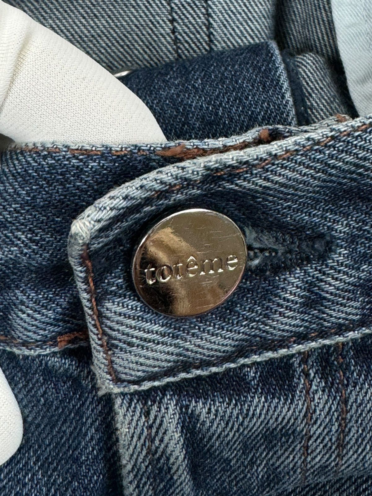 Toteme Toteme Blue Stright Jeans size 27 Leather Badge Size 27" / US 4 / IT 40 - 14 Thumbnail