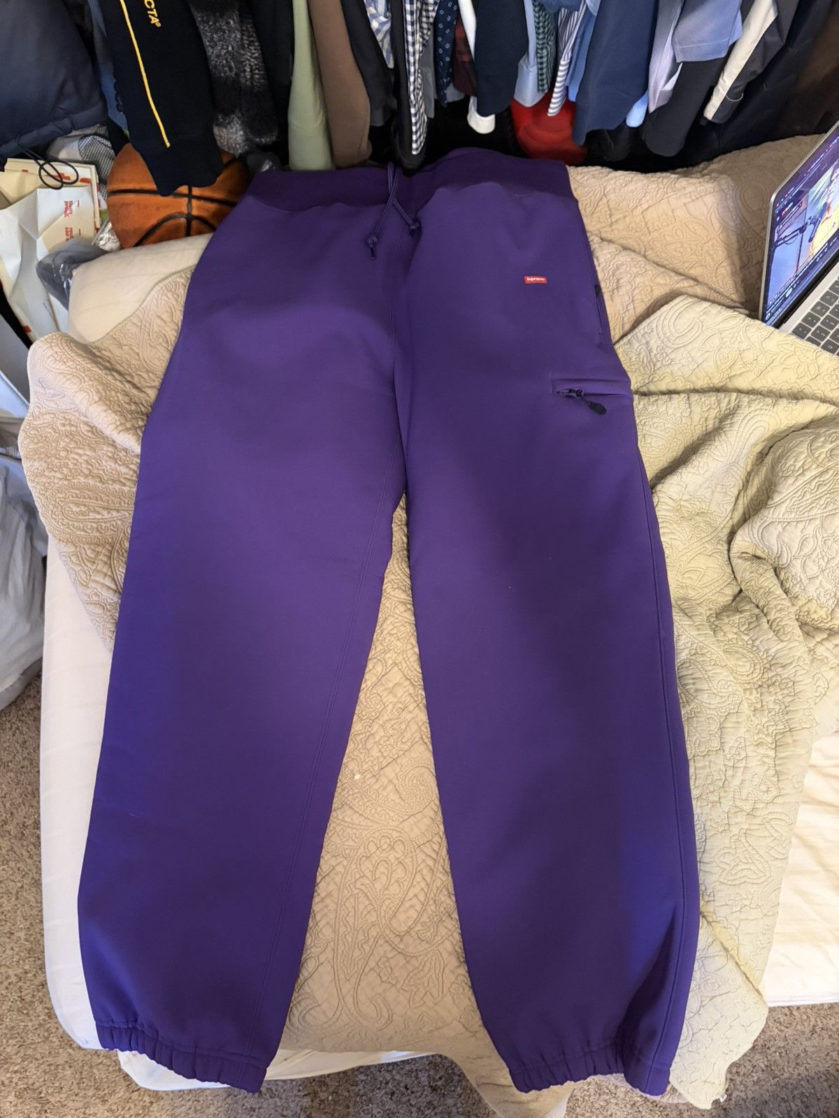 Supreme Supreme x WINDSTOPPER Sweatpant ‘Dark Purple’ Size US 32 / EU 48 - 1 Thumbnail