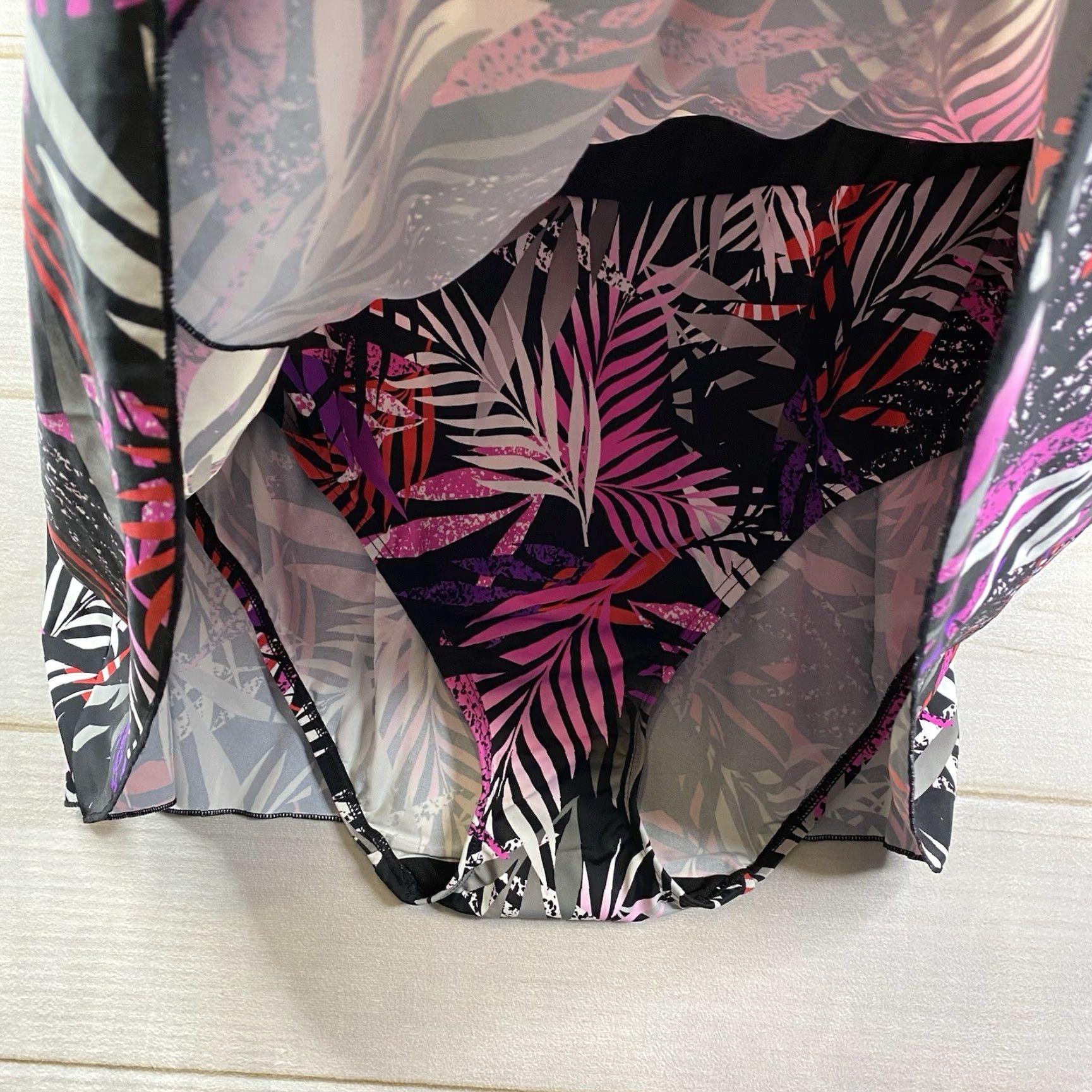 Vintage VINTAGE SwimsuitsForAll Women Swimsuit 34 Pink Palm Leaves Floral Swimsuit Dress NWT Plus Size Beach Womens Size XXS / US 00 / IT 34 - 7 Thumbnail