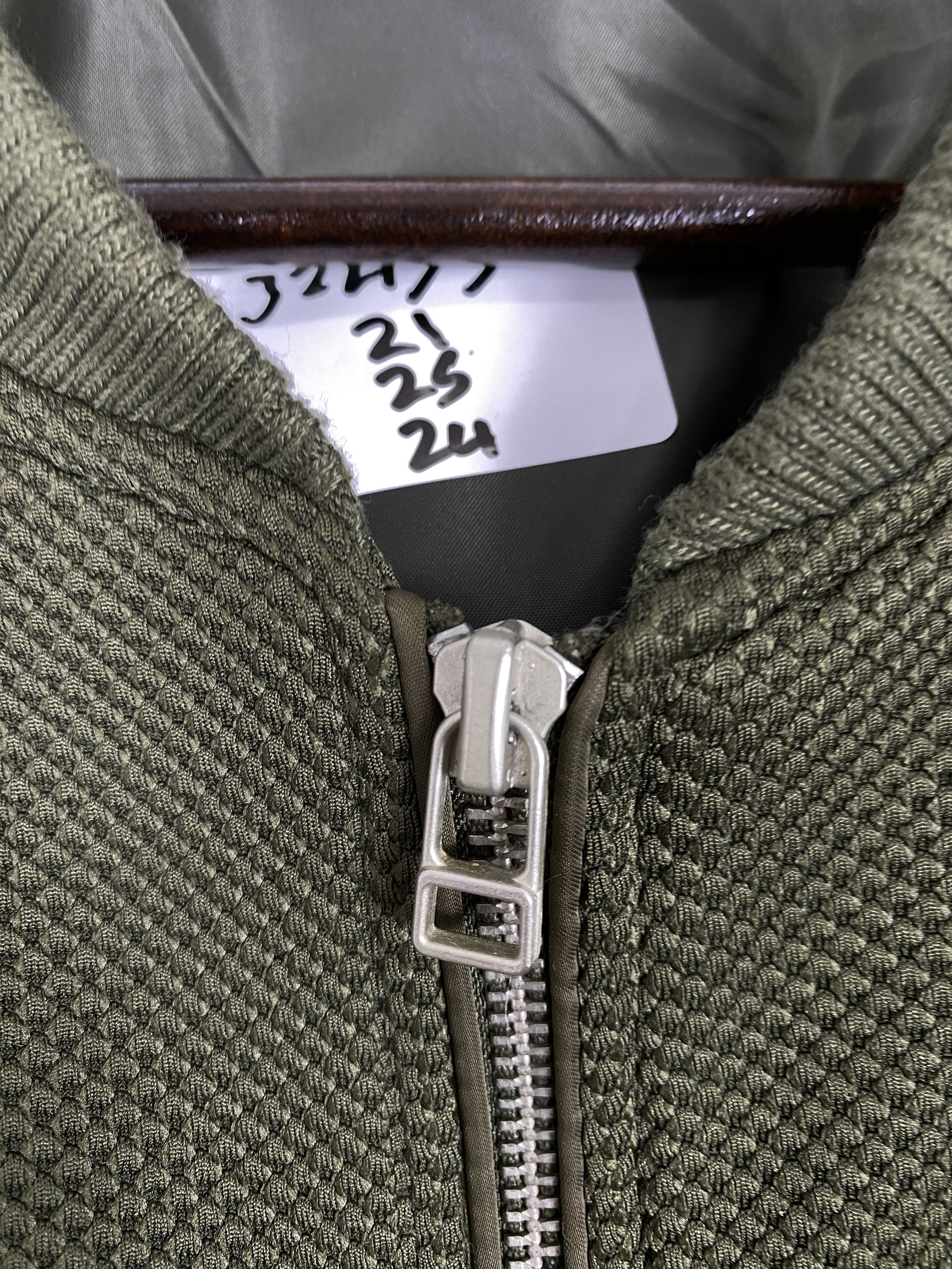 Japanese Brand Vintage Tess Japanese Brand Bombers Jacket PJ2455 Size US S / EU 44-46 / 1 - 3 Thumbnail