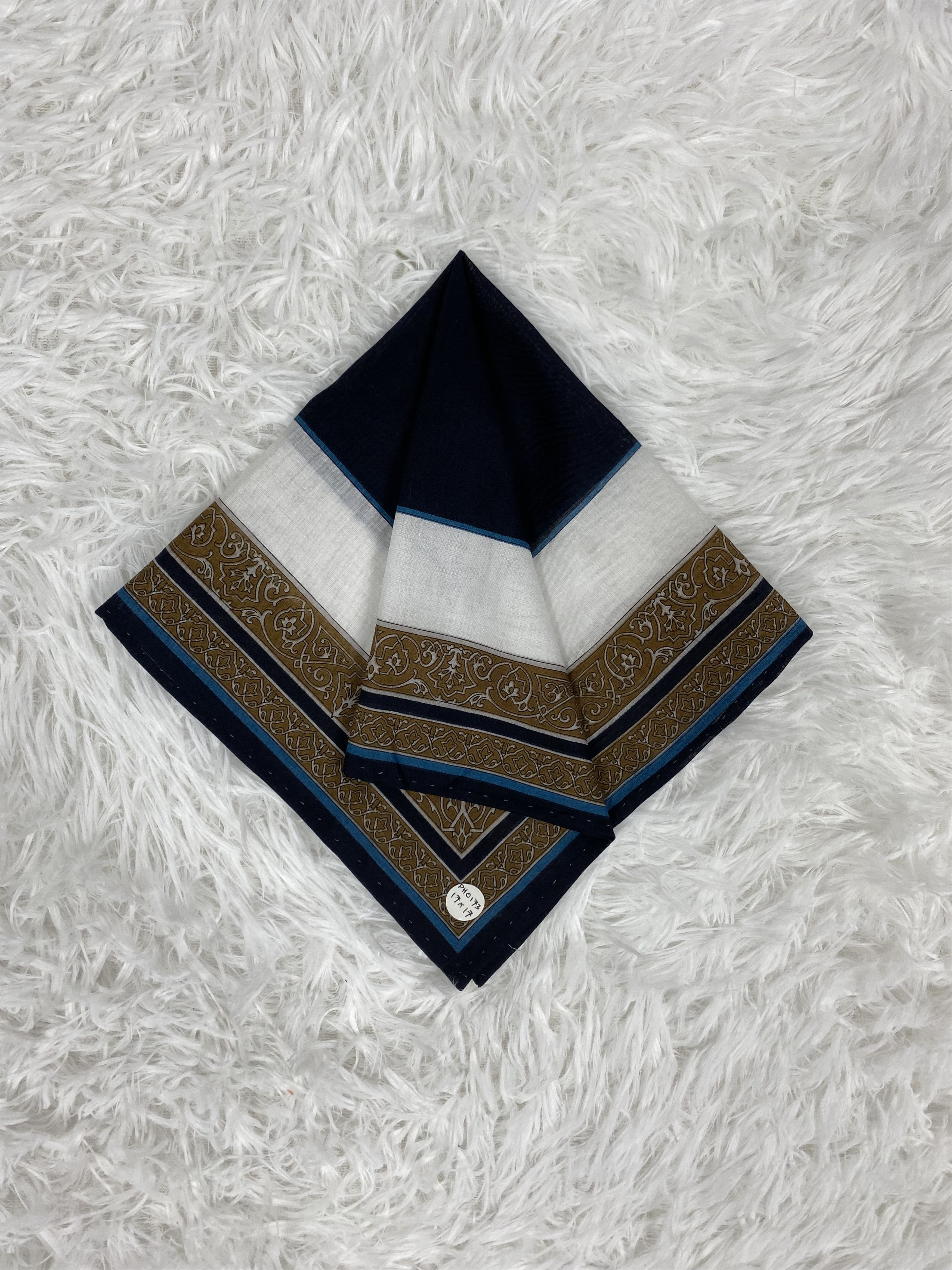 Paolo Gucci × Vintage Vintage Paolo Gucci Handkerchief Neckerchief PH0173 Size ONE SIZE - 1 Thumbnail
