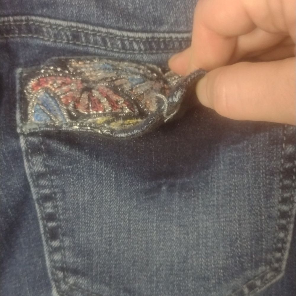 Miss Me Miss me skinny bedazzled back pocket jeans size 26 Size 26" / US 2 / IT 38 - 7 Thumbnail