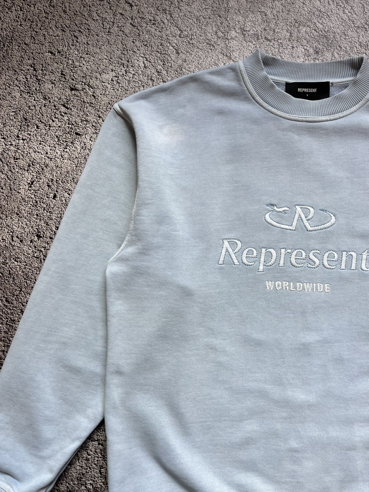 Represent Clo. Represent Worldwide Logo Sweatshirt Size S Size US S / EU 44-46 / 1 - 3 Thumbnail
