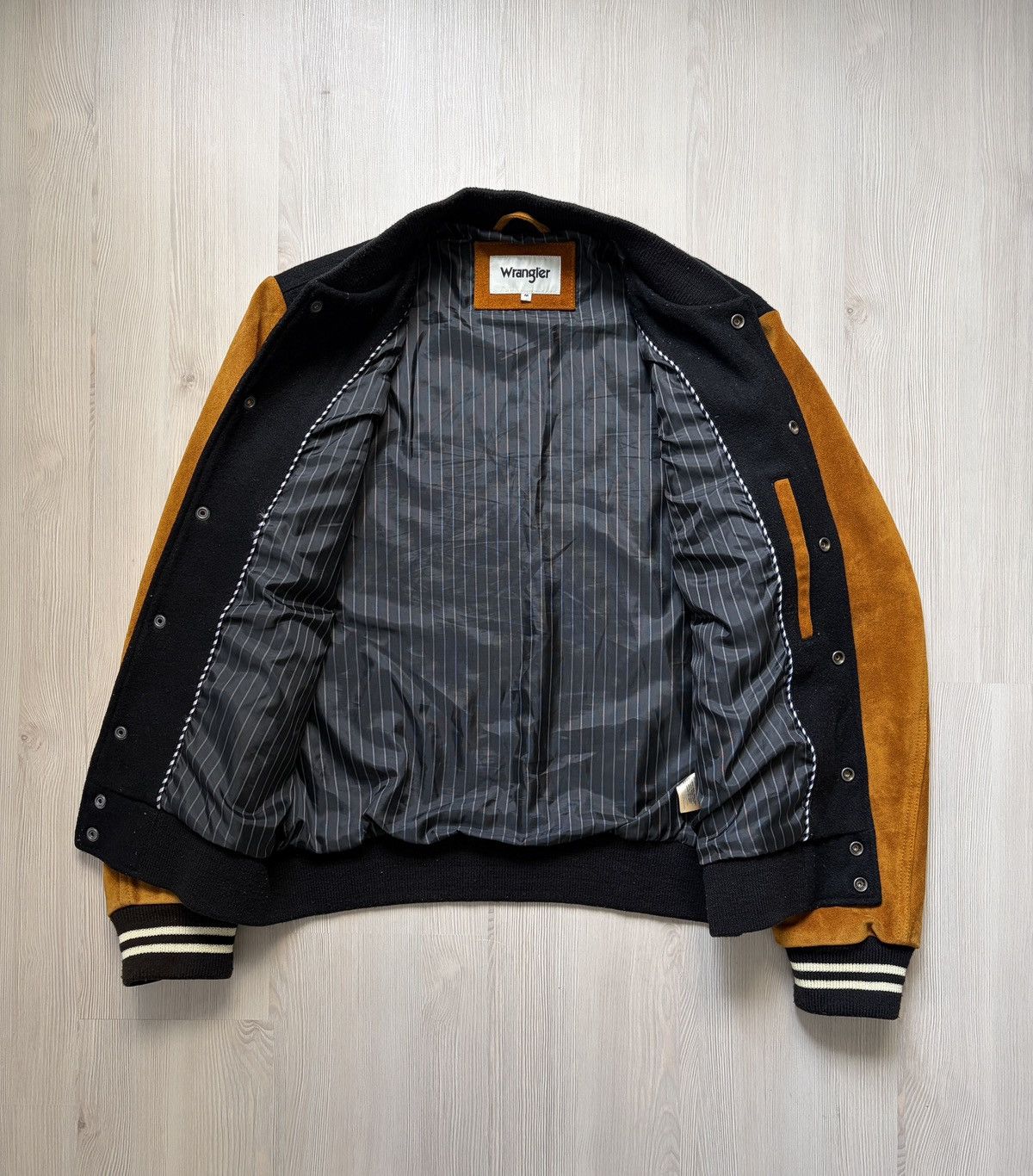 Wrangler Wrangler Varsity College Bomber Jacket Suede Sleeves Size US M / EU 48-50 / 2 - 9 Thumbnail
