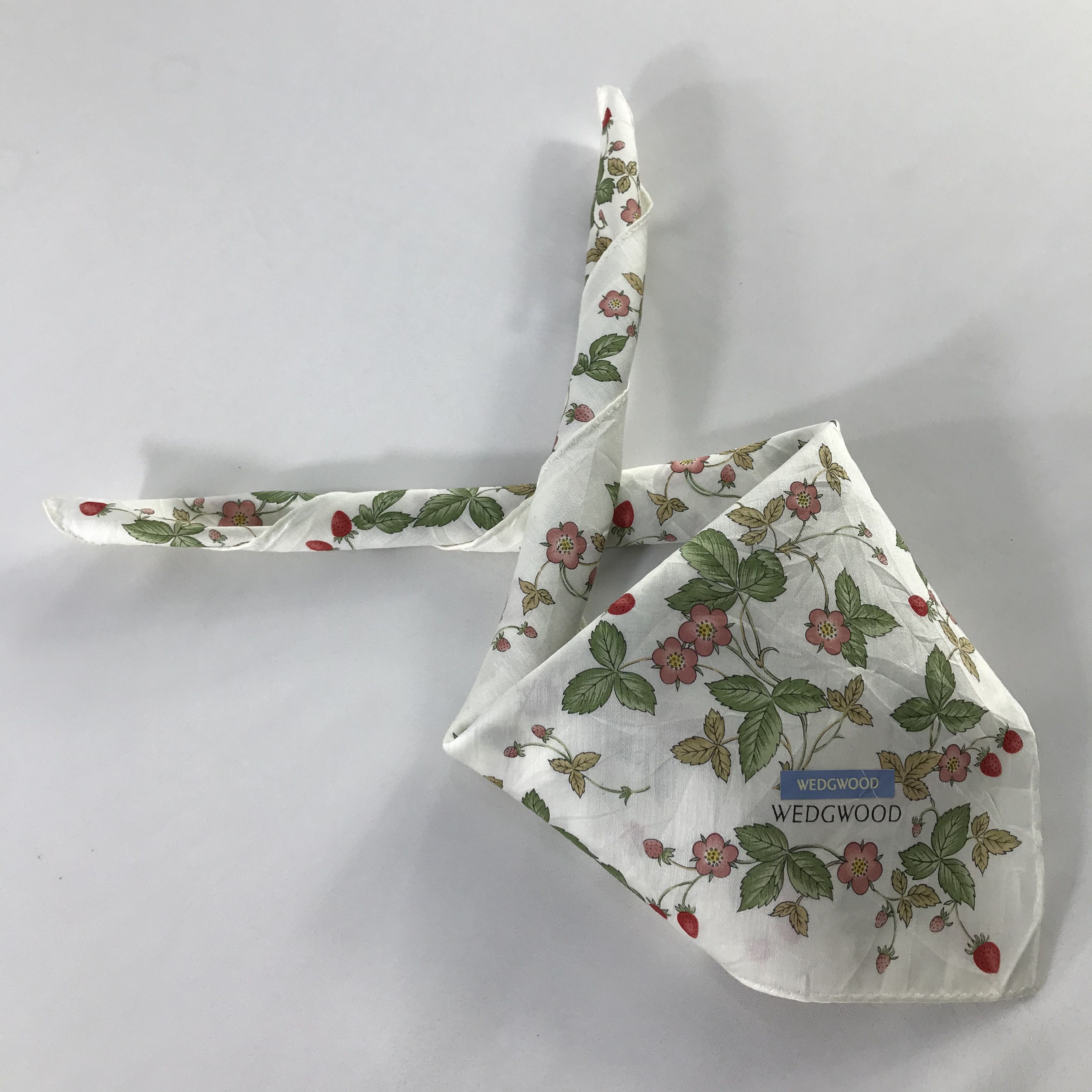 Vintage Wedgwood Bandana / Handkerchief / Neckerchief - S1168 Size ONE SIZE - 4 Thumbnail