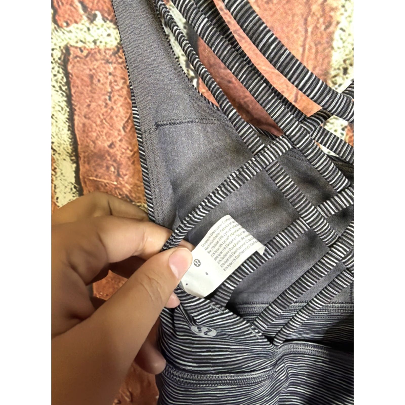Lululemon Lululemon Gray Black Striped Energy Sports Bra Size 6 Size ONE SIZE - 3 Thumbnail