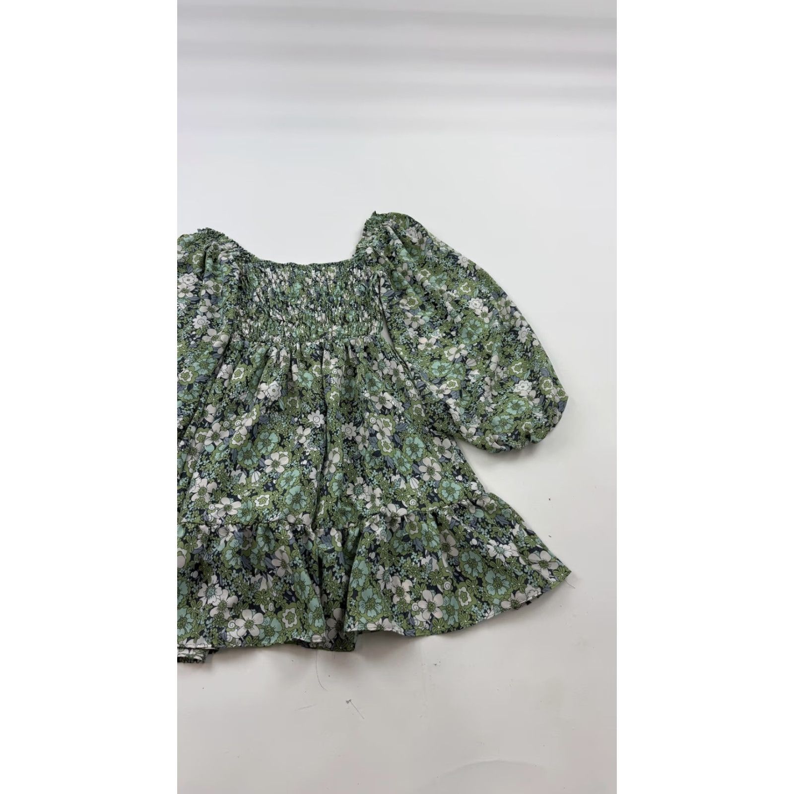 PRINCESS POLLY Princess Polly Shirt Womens 2 Green Floral Smocked Peplum Puff Sleeve Blouse Size XS / US 0-2 / IT 36-38 - 2 Thumbnail