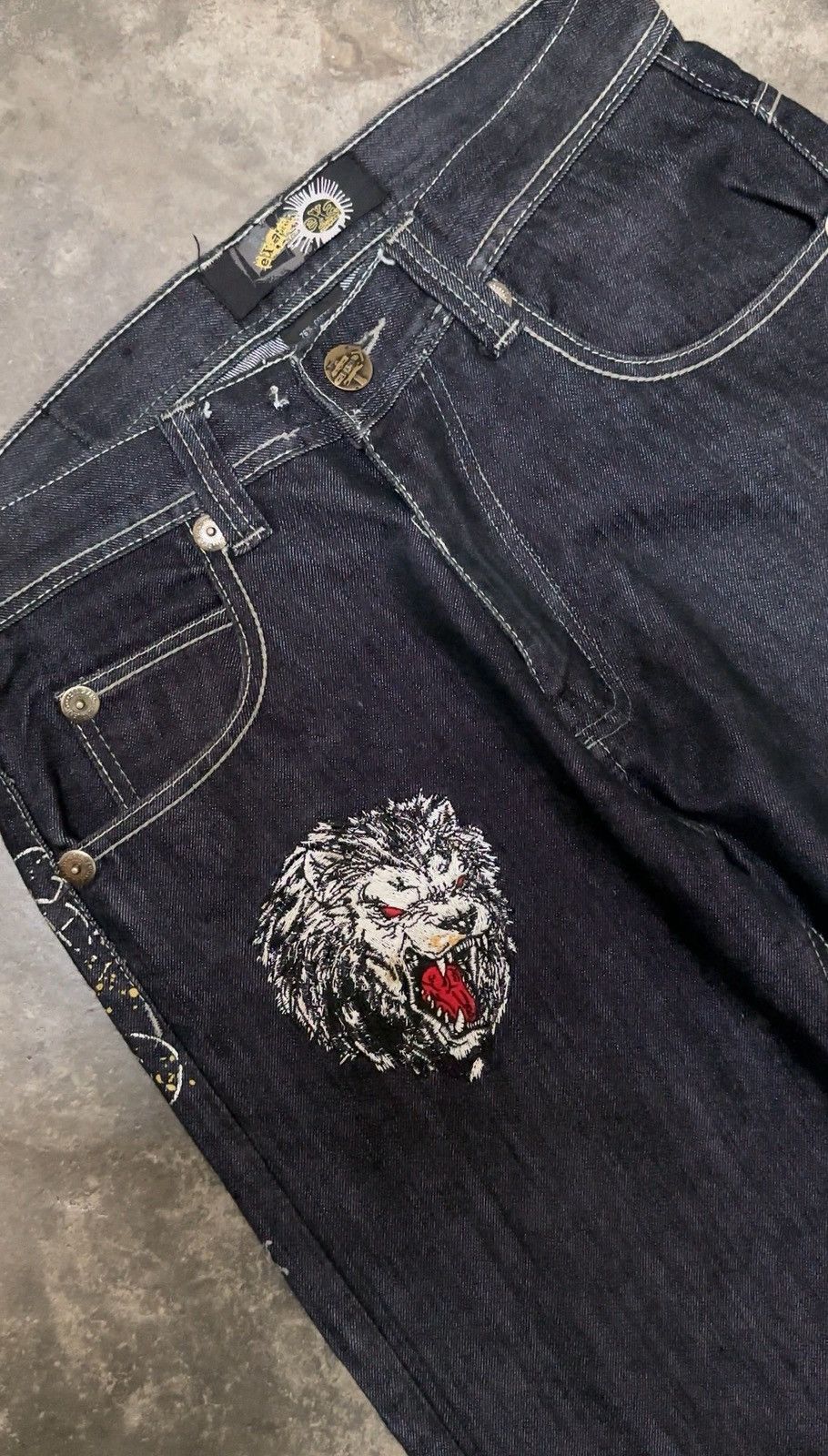 Other RARE EMBROIDERED TRADITIONAL JAPANESE DESIGN BAGGY JEANS Size US 32 / EU 48 - 4 Thumbnail