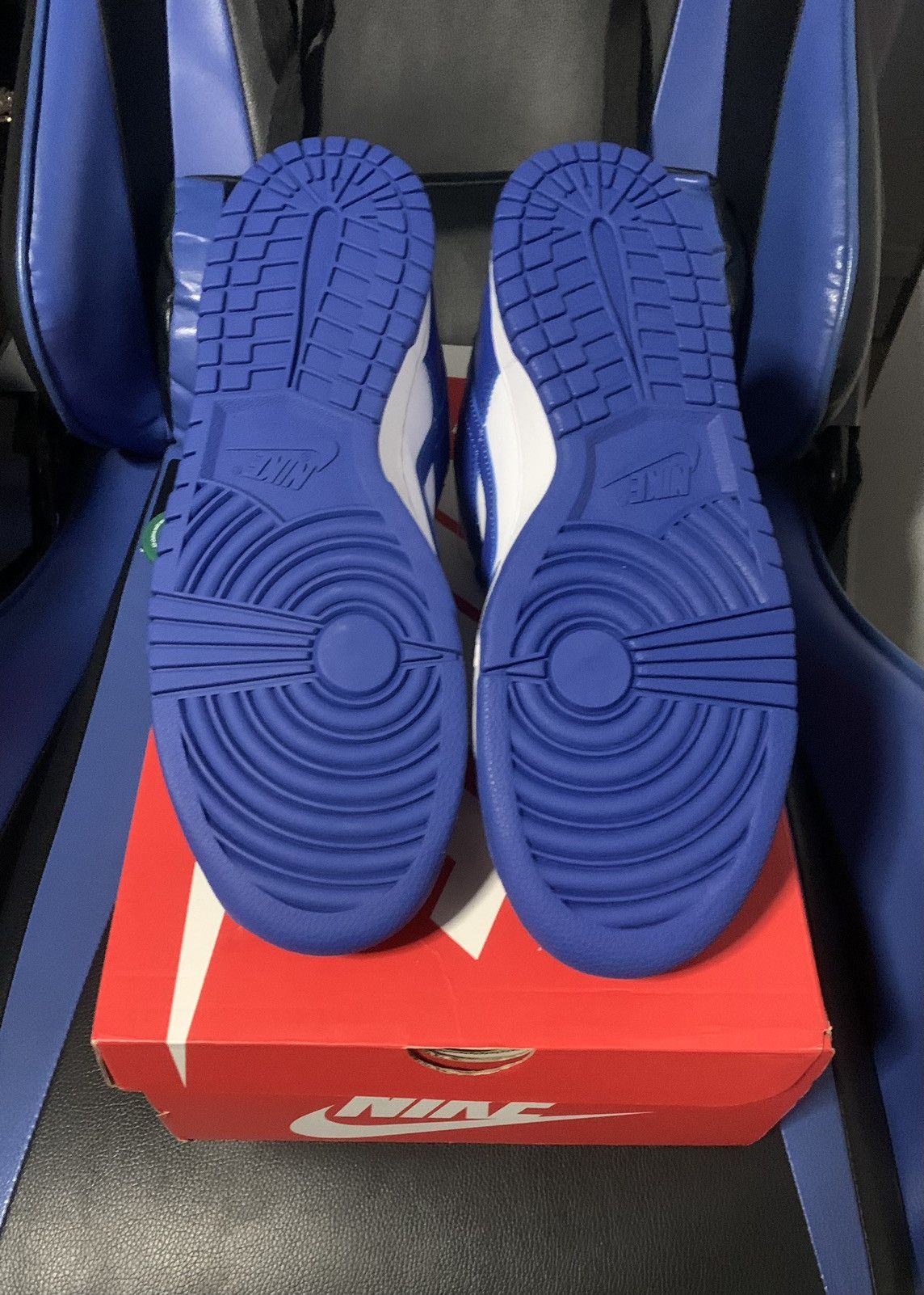 Nike Deadstock Nike Dunk Low SP Kentucky Size 9.5 Size US 9.5 / EU 42-43 - 5 Thumbnail