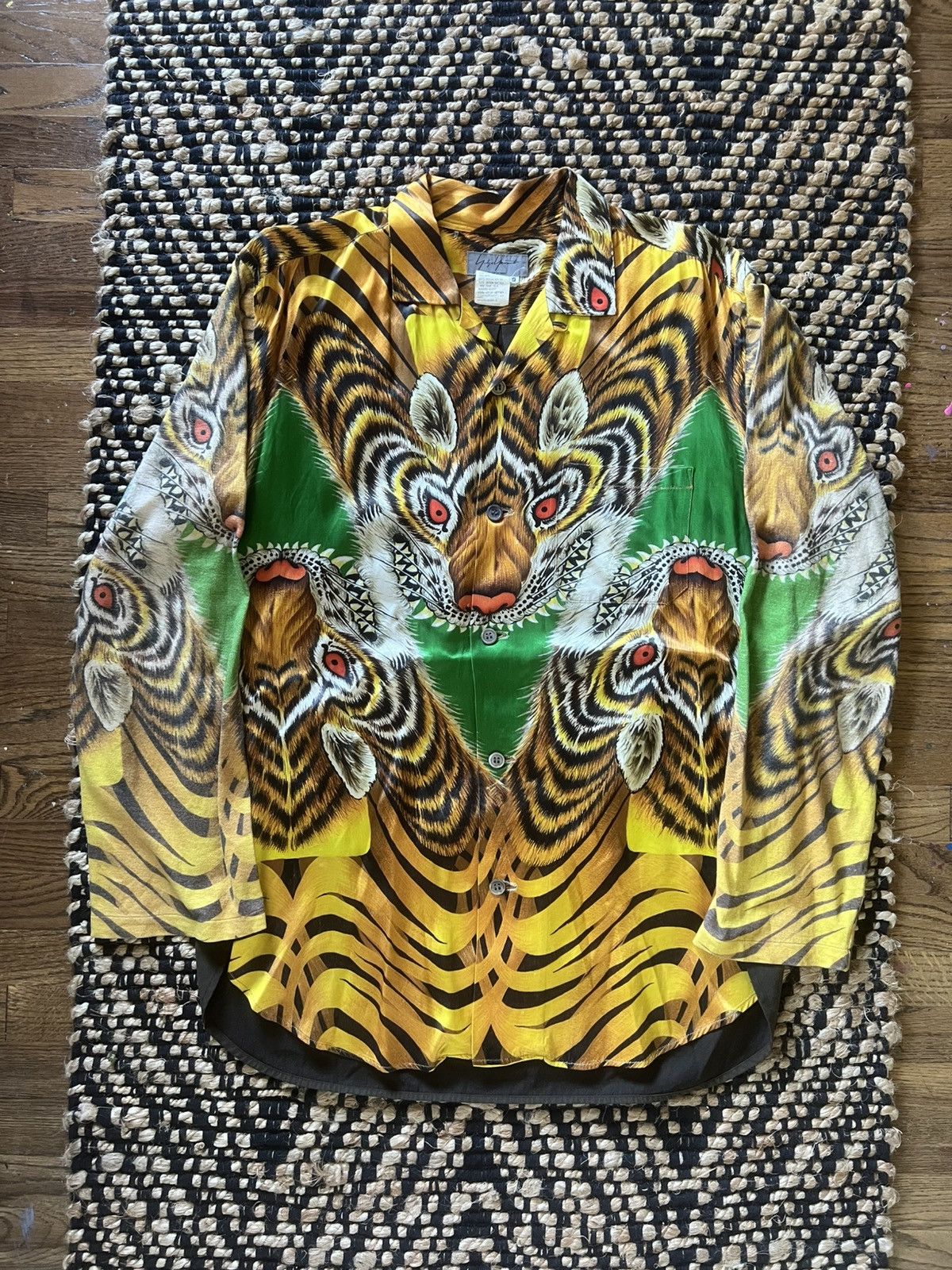 Yohji Yamamoto Yohji Yamamoto Pour Homme AW06 Tiger Print Button Up Size US L / EU 52-54 / 3 - 1 Thumbnail