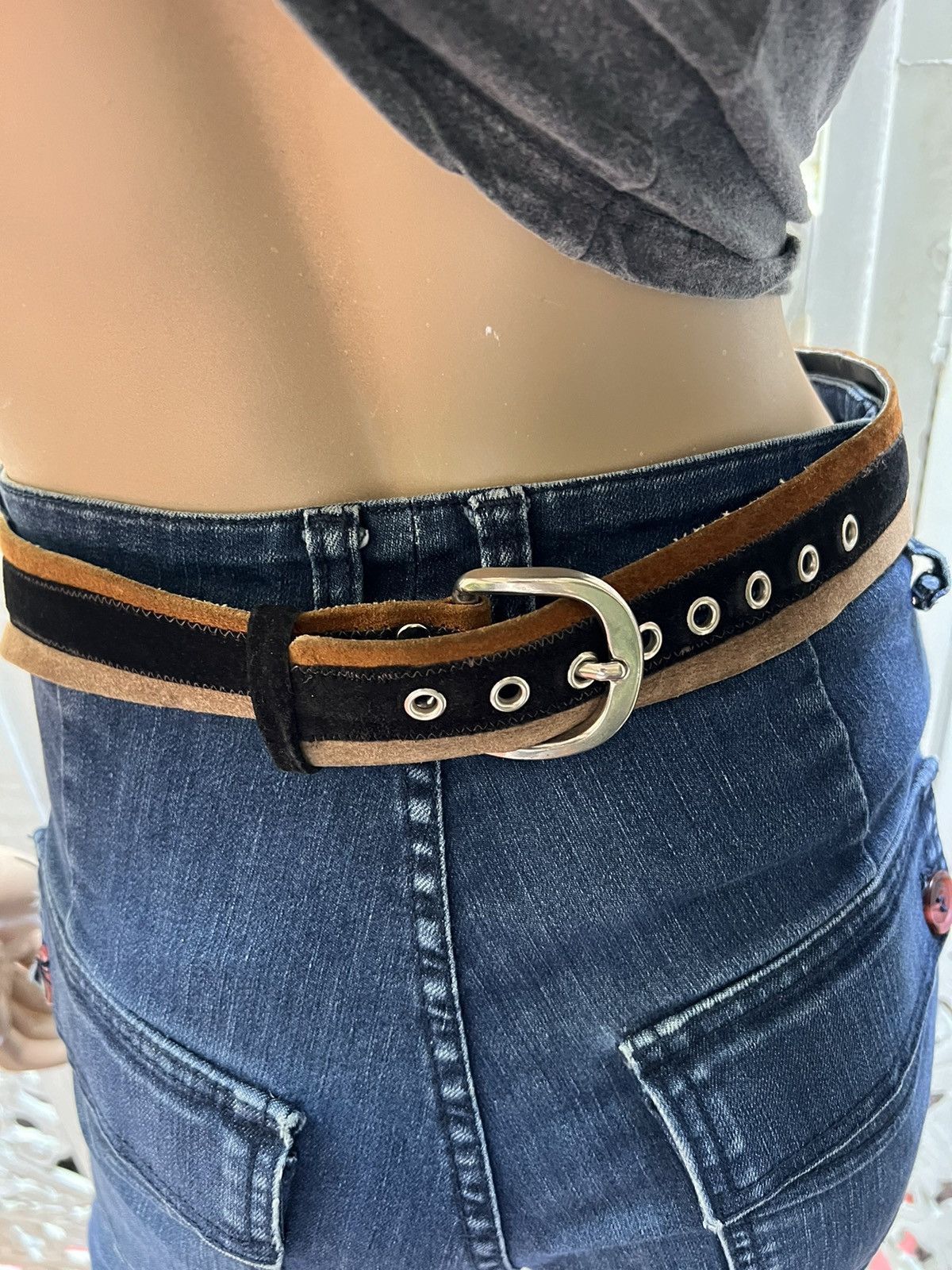 Vintage Vintage 70s artisan wide leather belt with medallion detail Size ONE SIZE - 6 Thumbnail