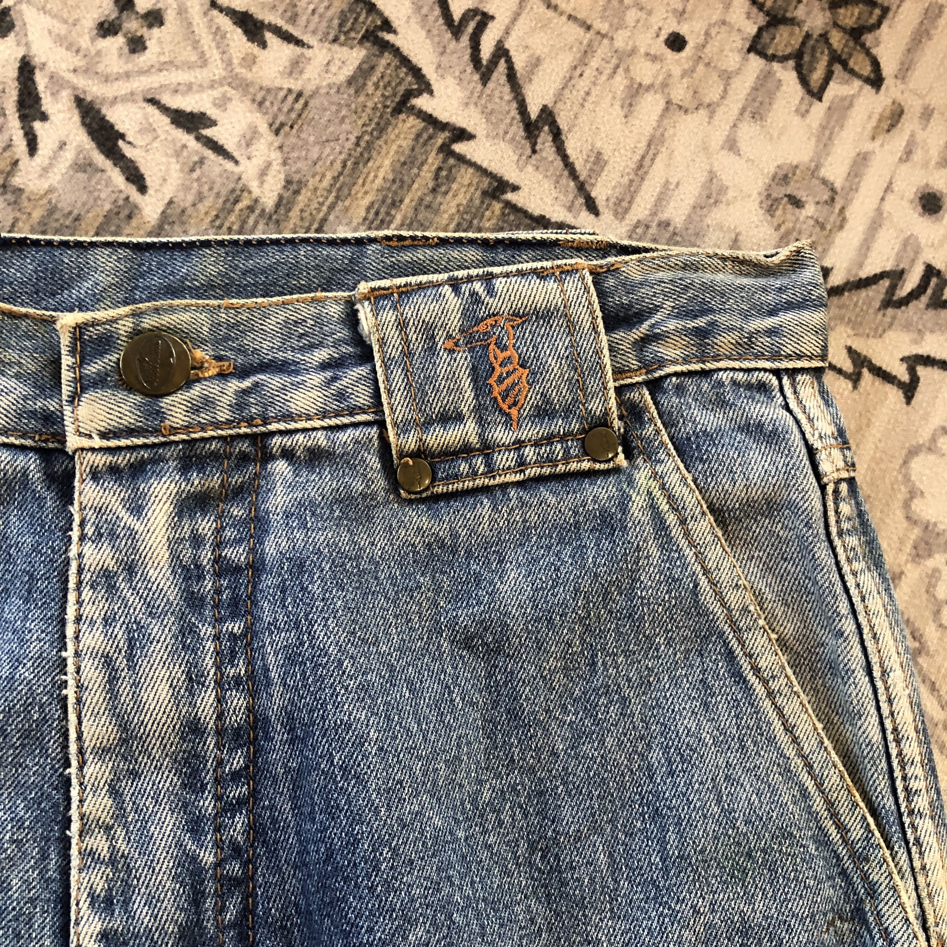 Trussardi Vintage Trussardi Embroidered Side Tape Baggy Jeans Size US 29 - 8 Thumbnail