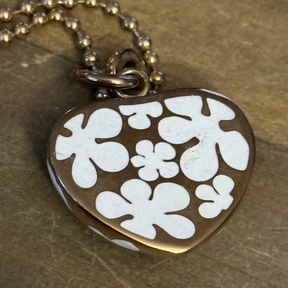 Other Folli Follie gold tone floral puffed heart pendant necklace Size ONE SIZE - 6 Thumbnail