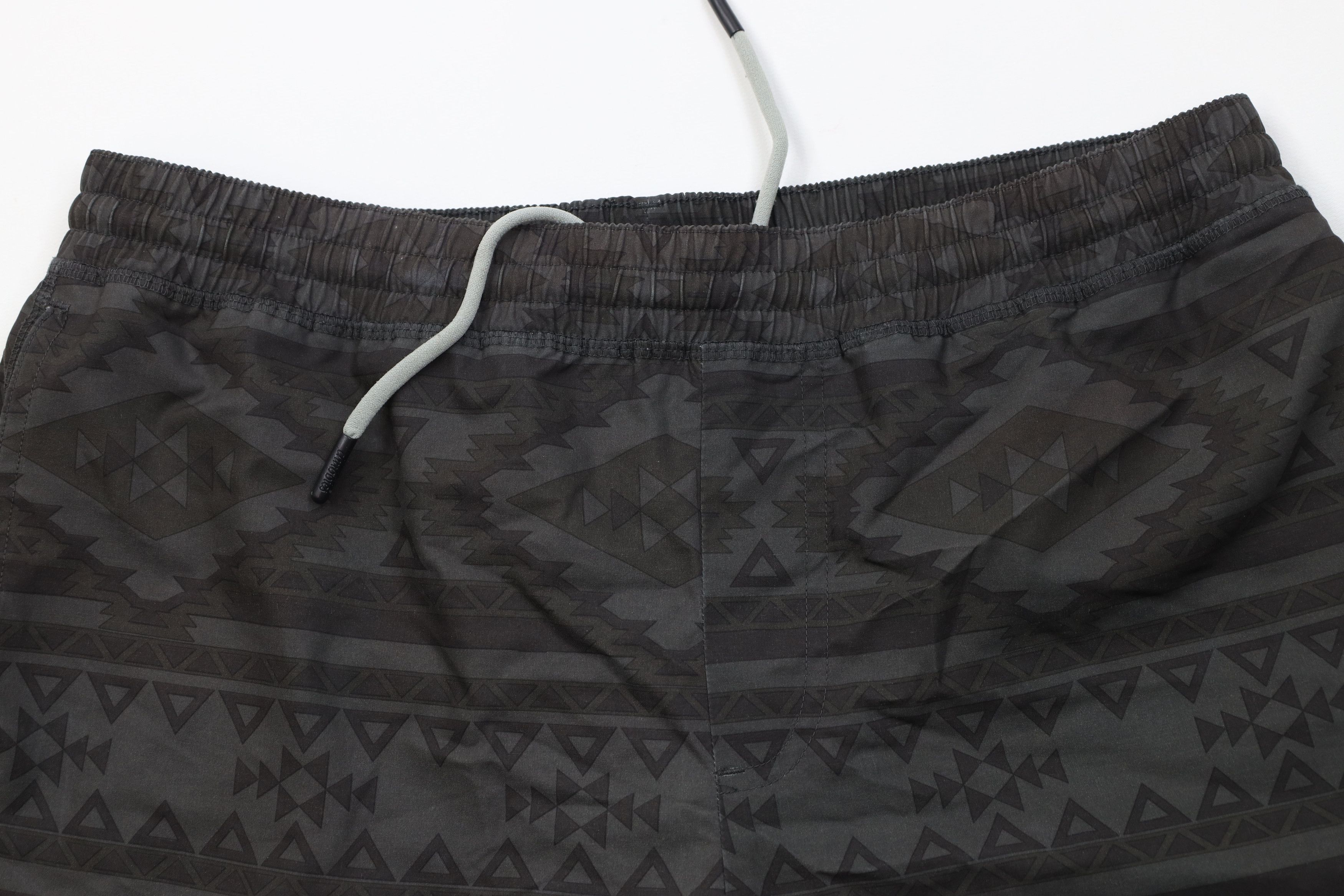 Chubbies Chubbies Lined The Quest Southwestern Above Knee Shorts Size US 32 / EU 48 - 2 Thumbnail